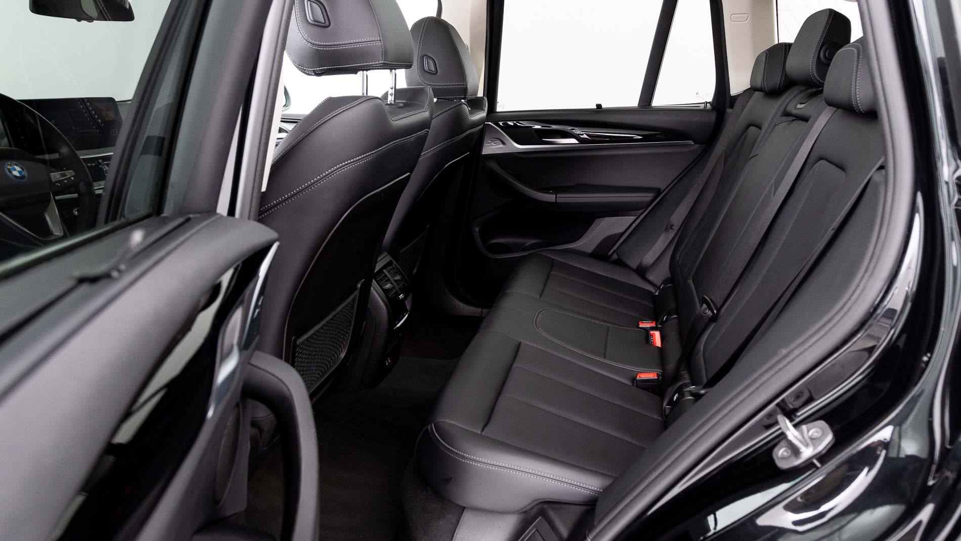 bmw x3 x line 30E XDRIVE 292 CA 2022 saphirschwarz 23