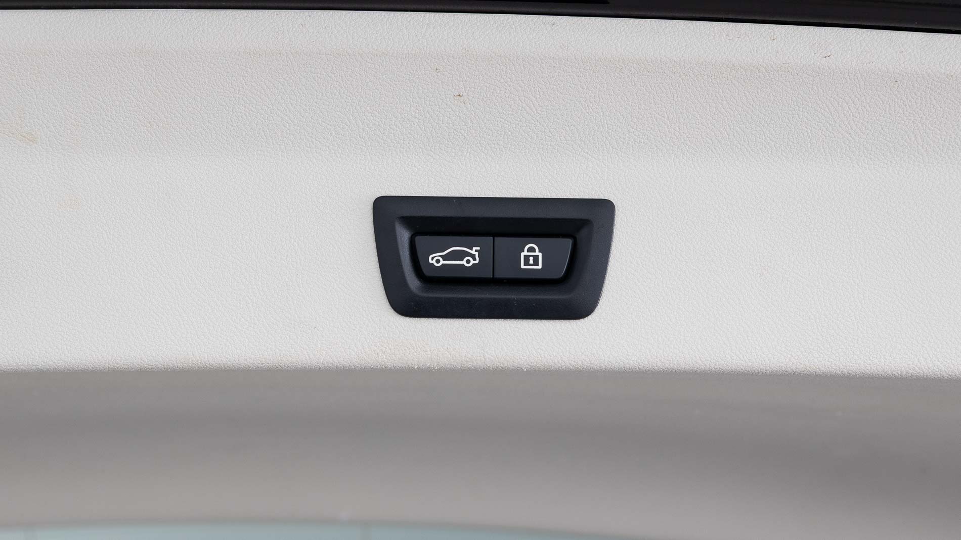 bmw x3 x line 30E XDRIVE 292 CA 2022 saphirschwarz 34