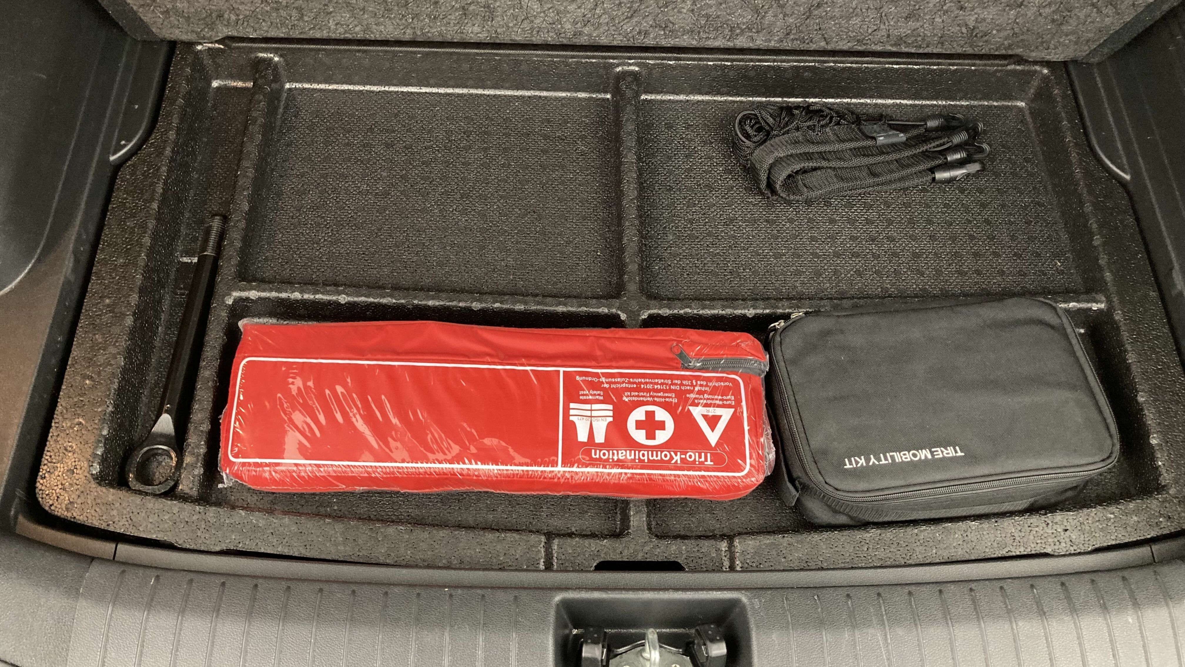 hyundai kona trend 1.0 T-GDI 120 2022 misty jungle 24