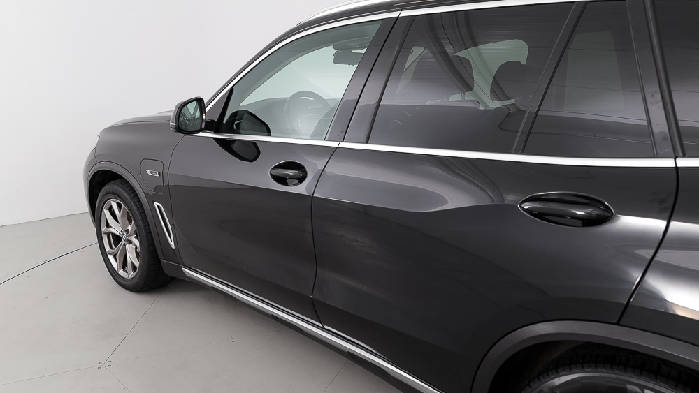 bmw x5 x line 45E XDRIVE CA 399 PHEV 2022 saphirschwarz 36