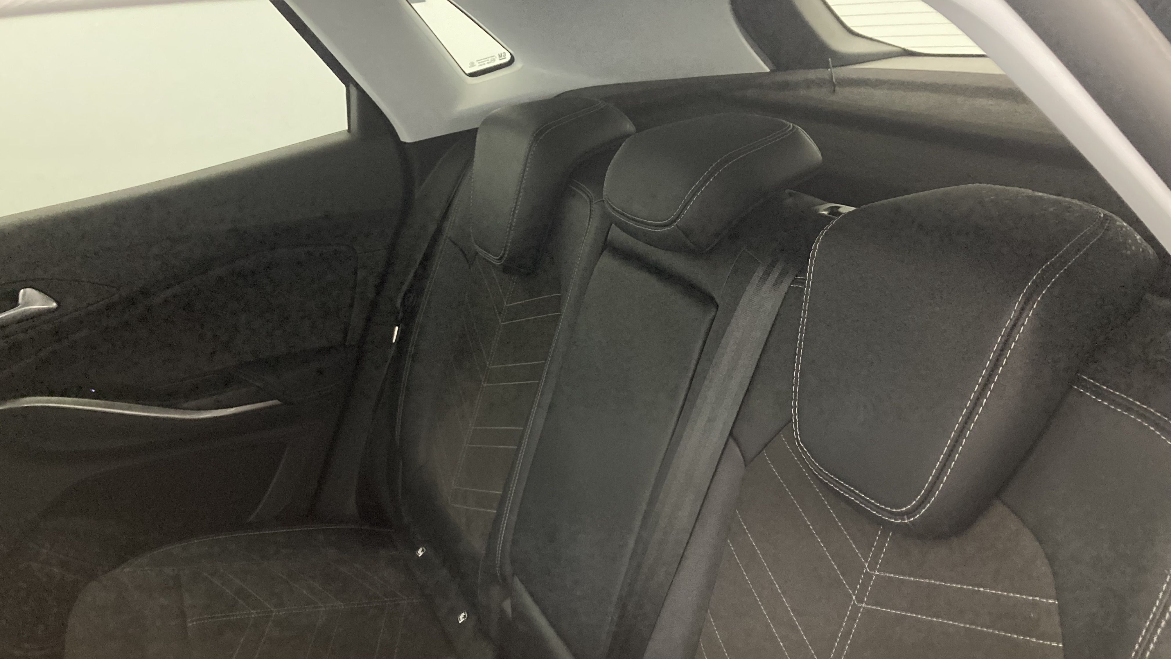 opel grandland ultimate 1.6 PHEV 300 AT 2022 negro krakatoa 21