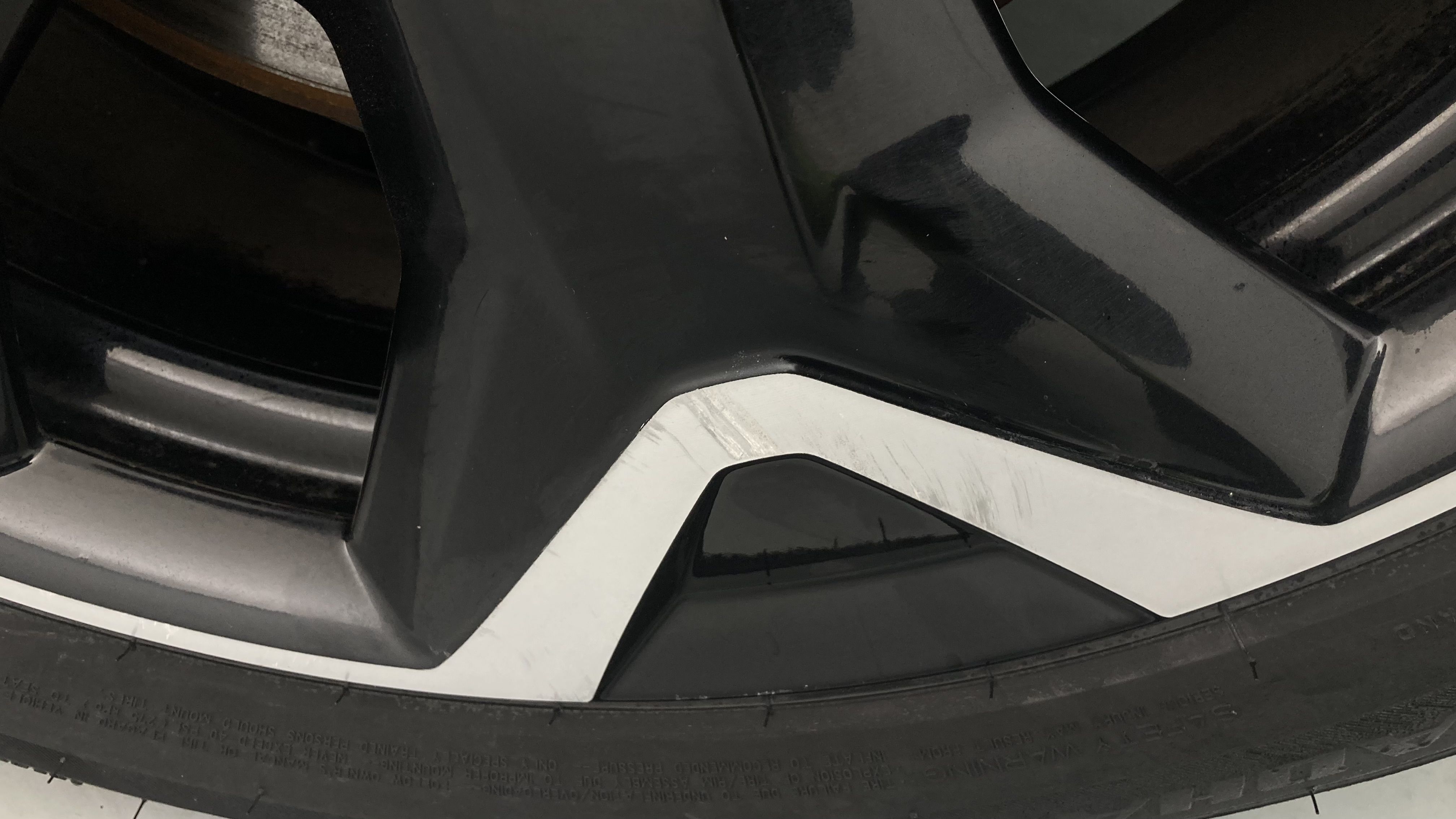 opel grandland ultimate 1.6 PHEV 300 AT 2022 negro krakatoa 25