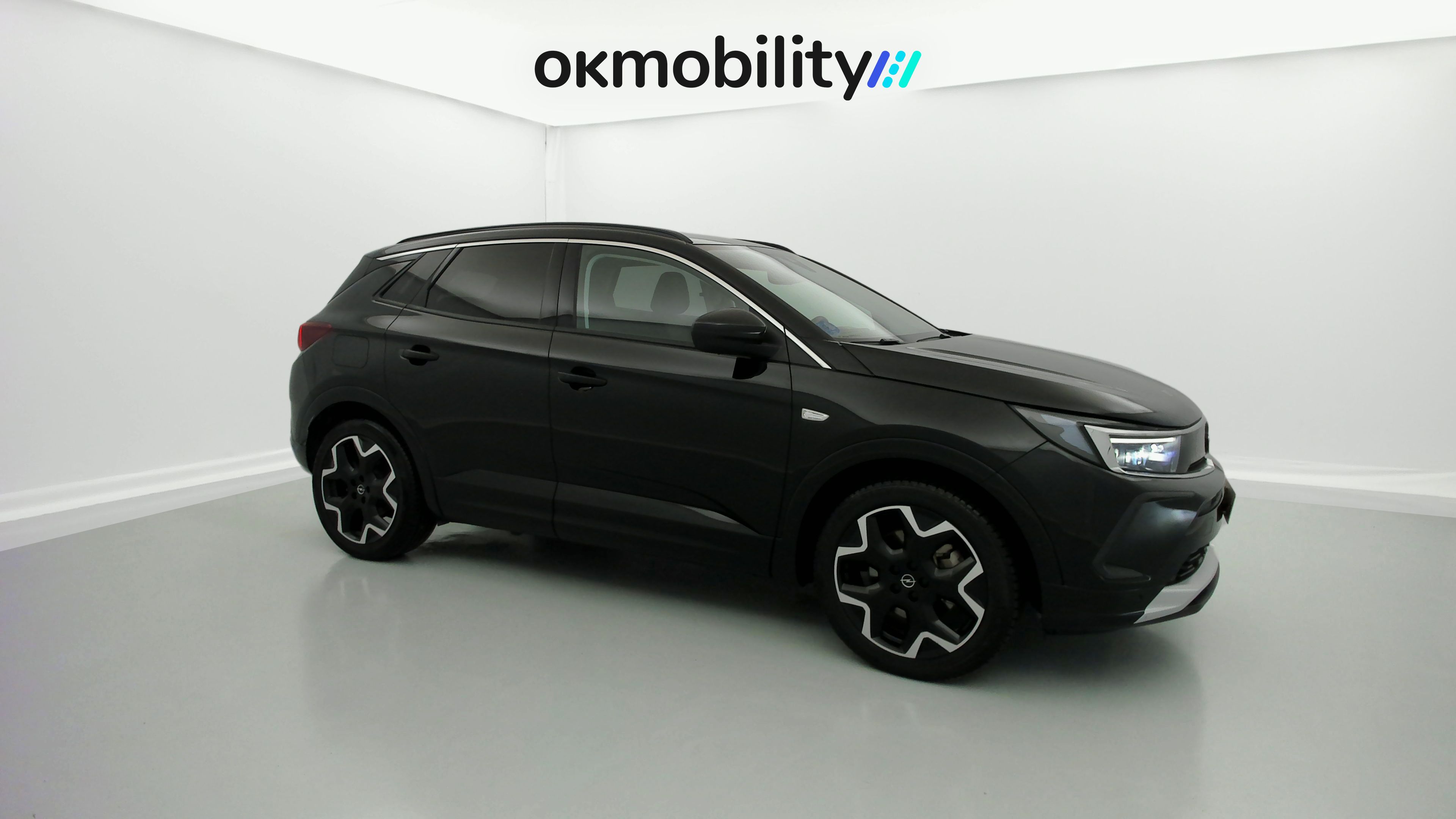opel grandland ultimate 1.6 PHEV 300 AT 2022 negro krakatoa 3