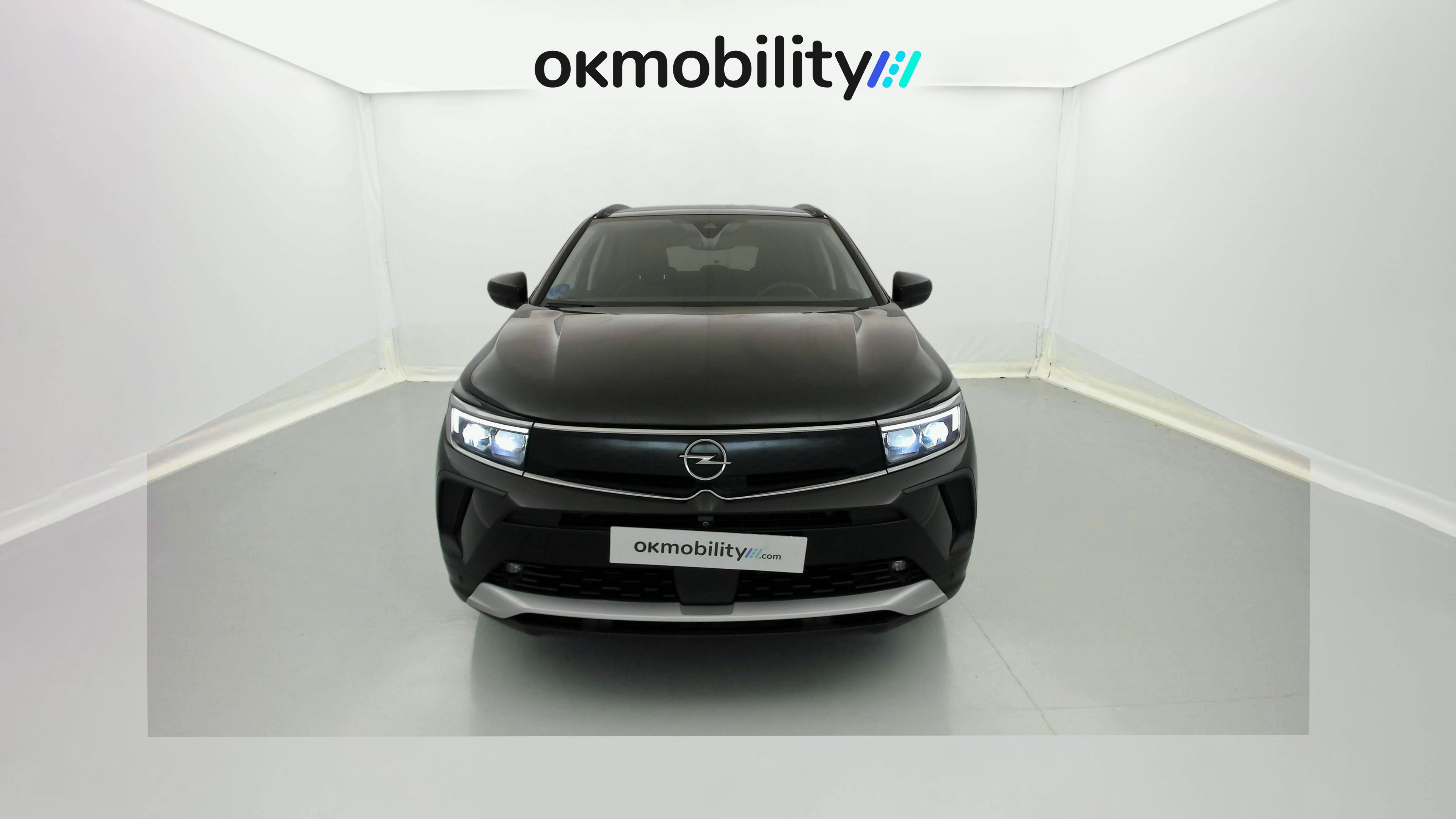 opel grandland ultimate 1.6 PHEV 300 AT 2022 negro krakatoa 4