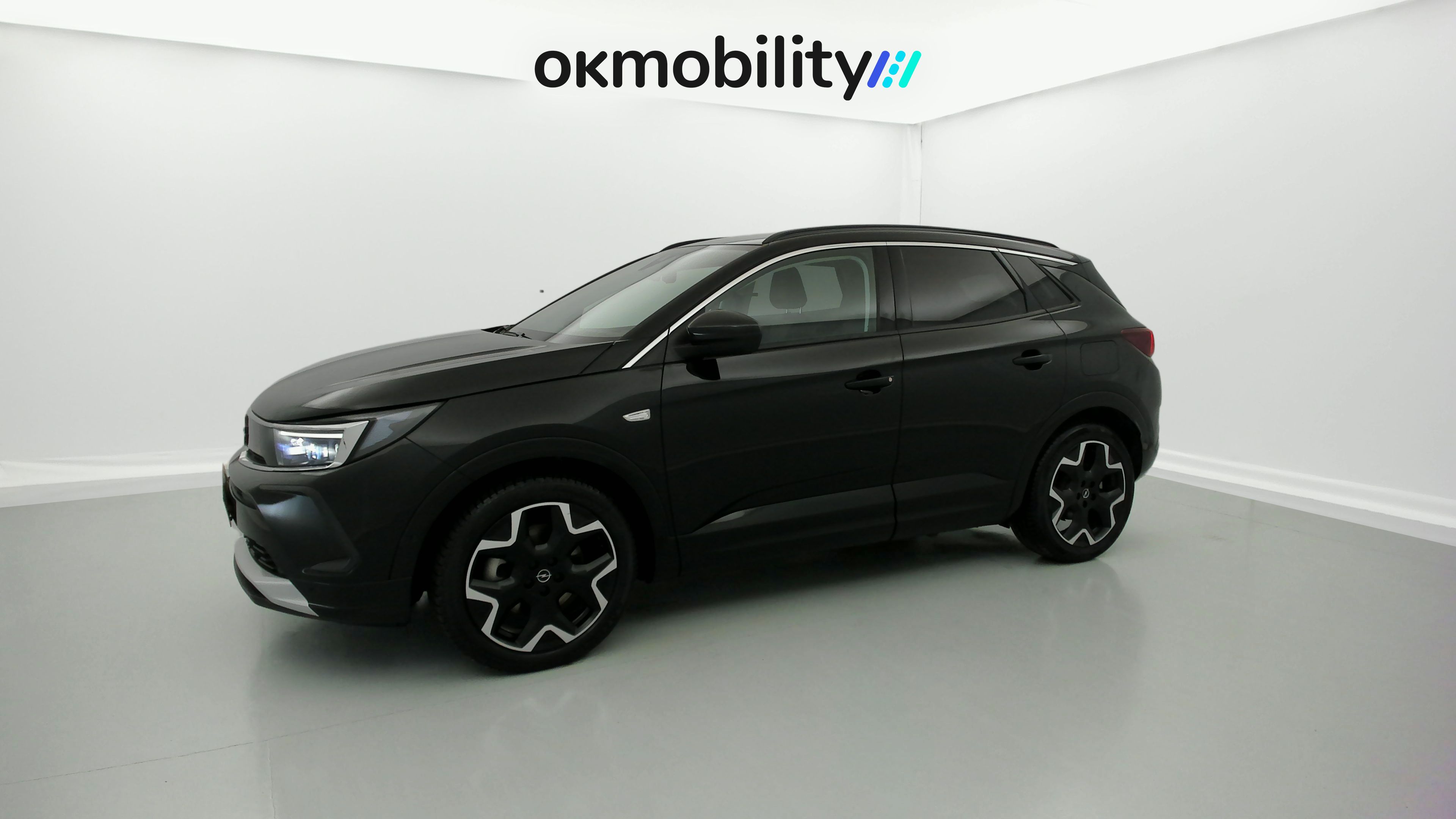 opel grandland ultimate 1.6 PHEV 300 AT 2022 negro krakatoa 5