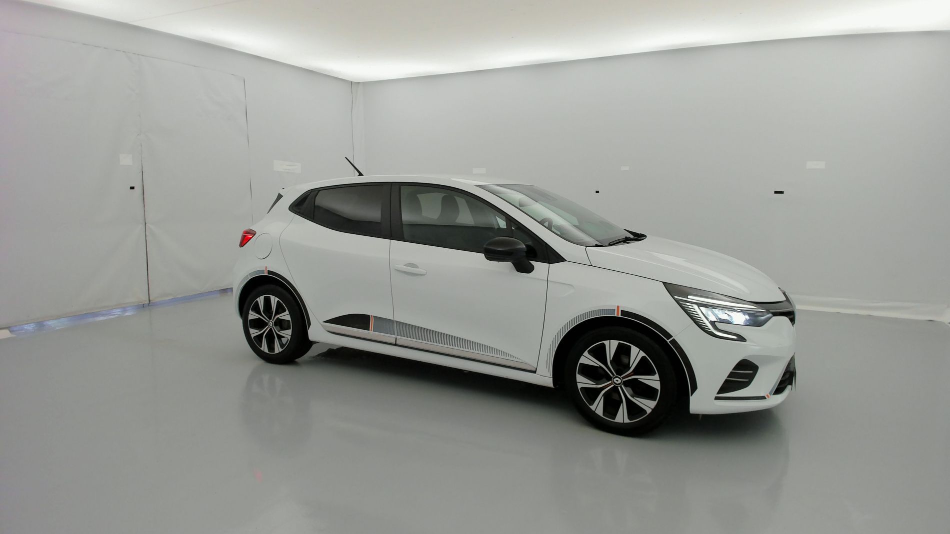 renault clio evolution 1.0 TCE 90 2023 blanco glaciar 2