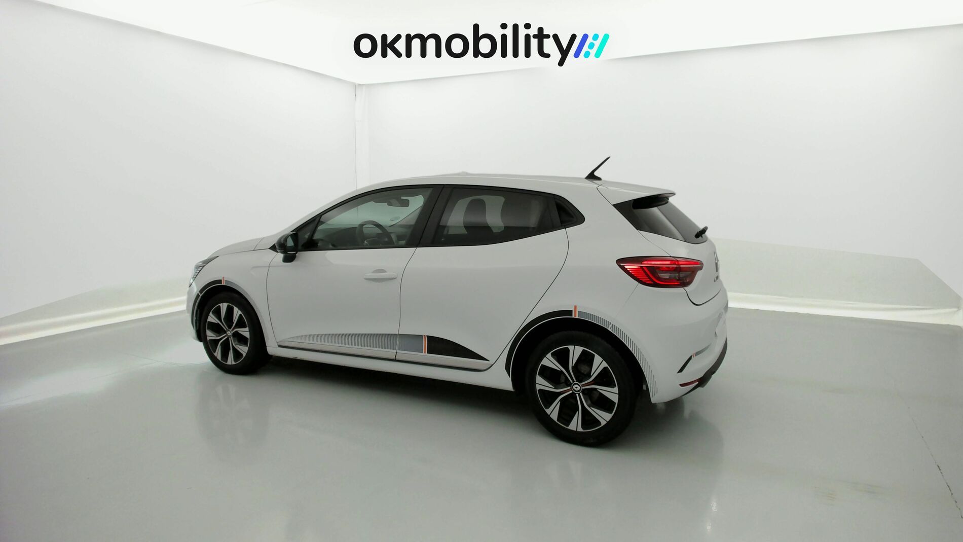 renault clio evolution 1.0 TCE 90 2023 blanco glaciar 8