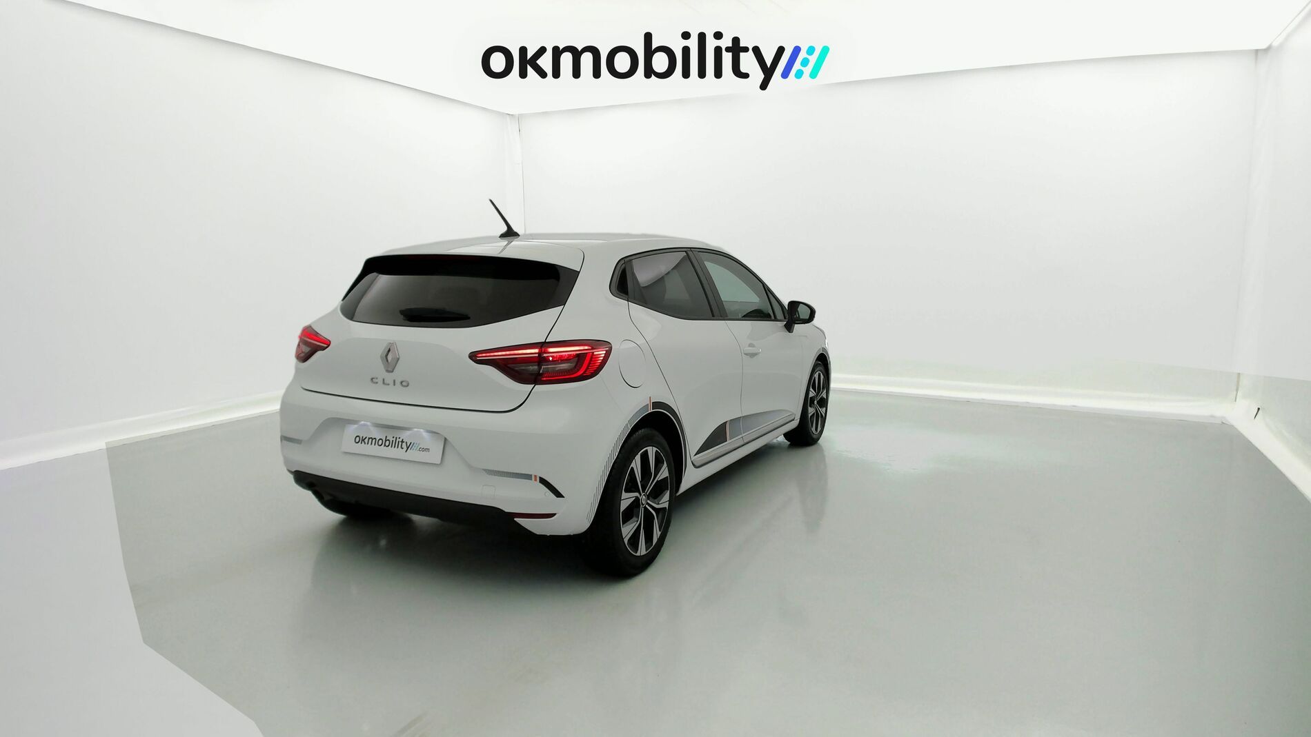 renault clio evolution 1.0 TCE 90 2023 blanco glaciar 11