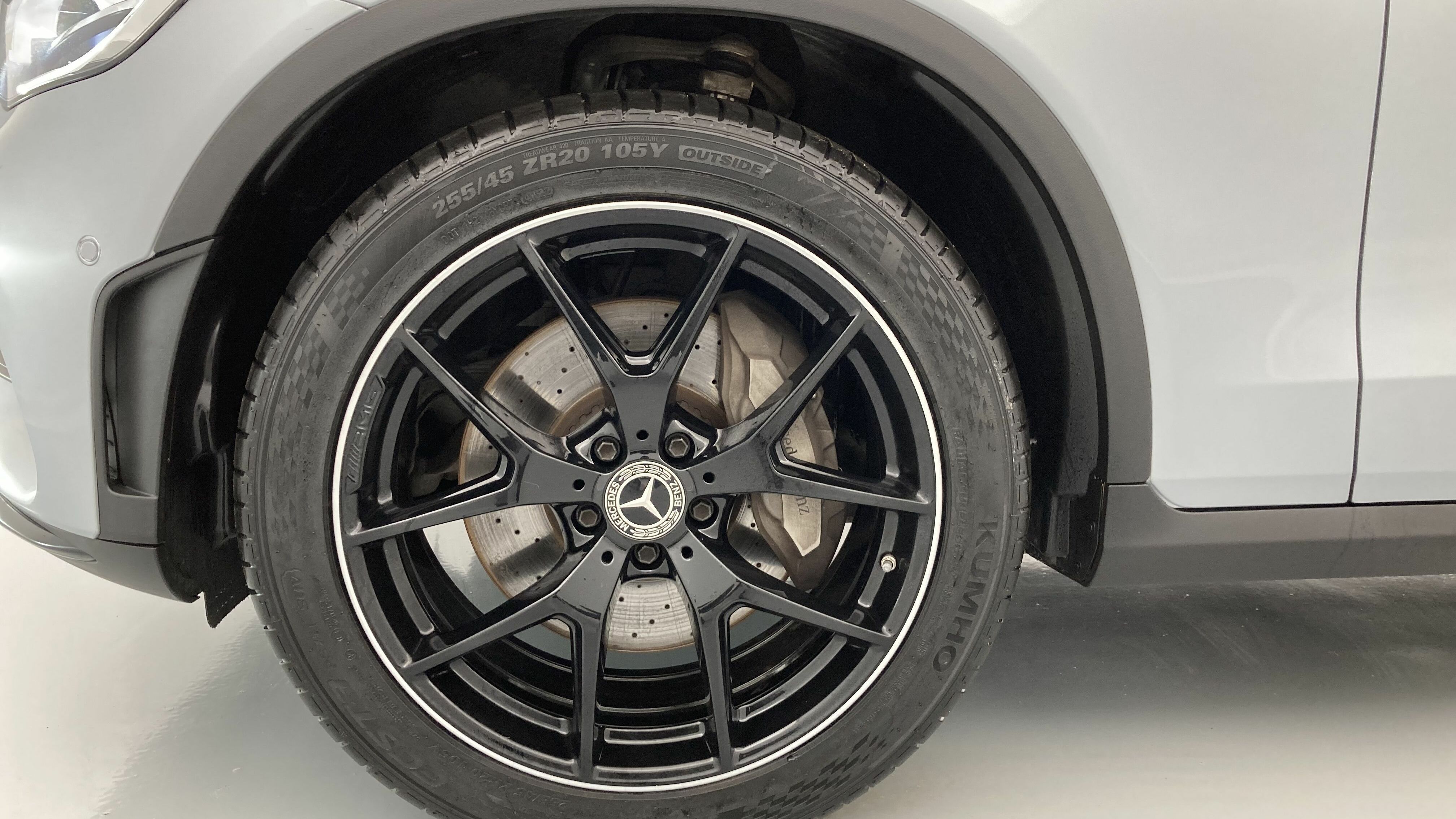 mercedes benz glc amg line plus 300D 245 DCT 4MATIC 2022 plata hightech 28