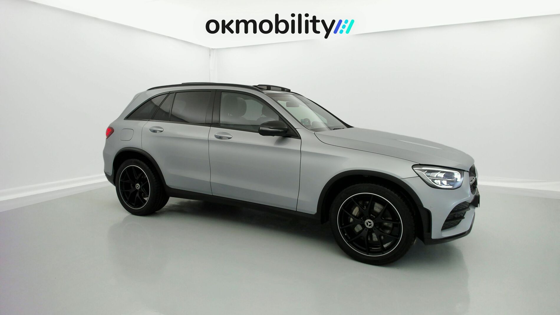 mercedes benz glc amg line plus 300D 245 DCT 4MATIC 2022 plata hightech 2