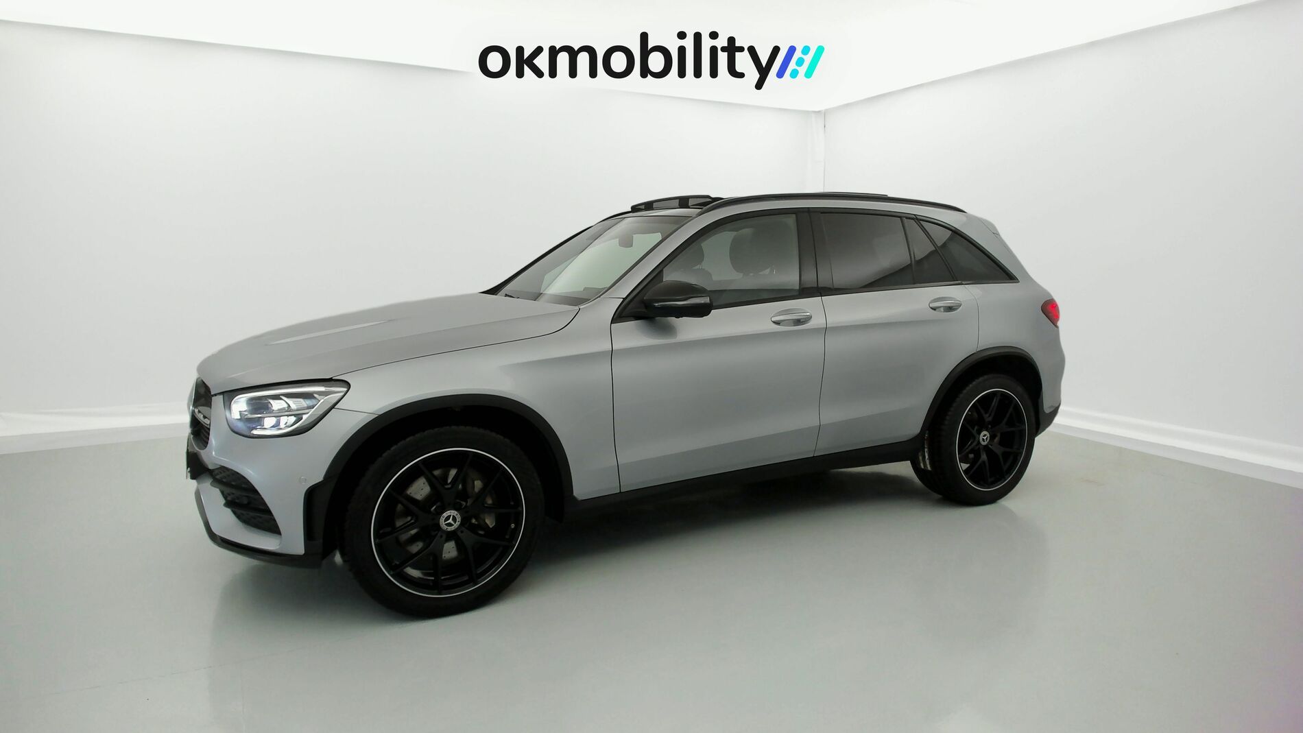 mercedes benz glc amg line plus 300D 245 DCT 4MATIC 2022 plata hightech 5