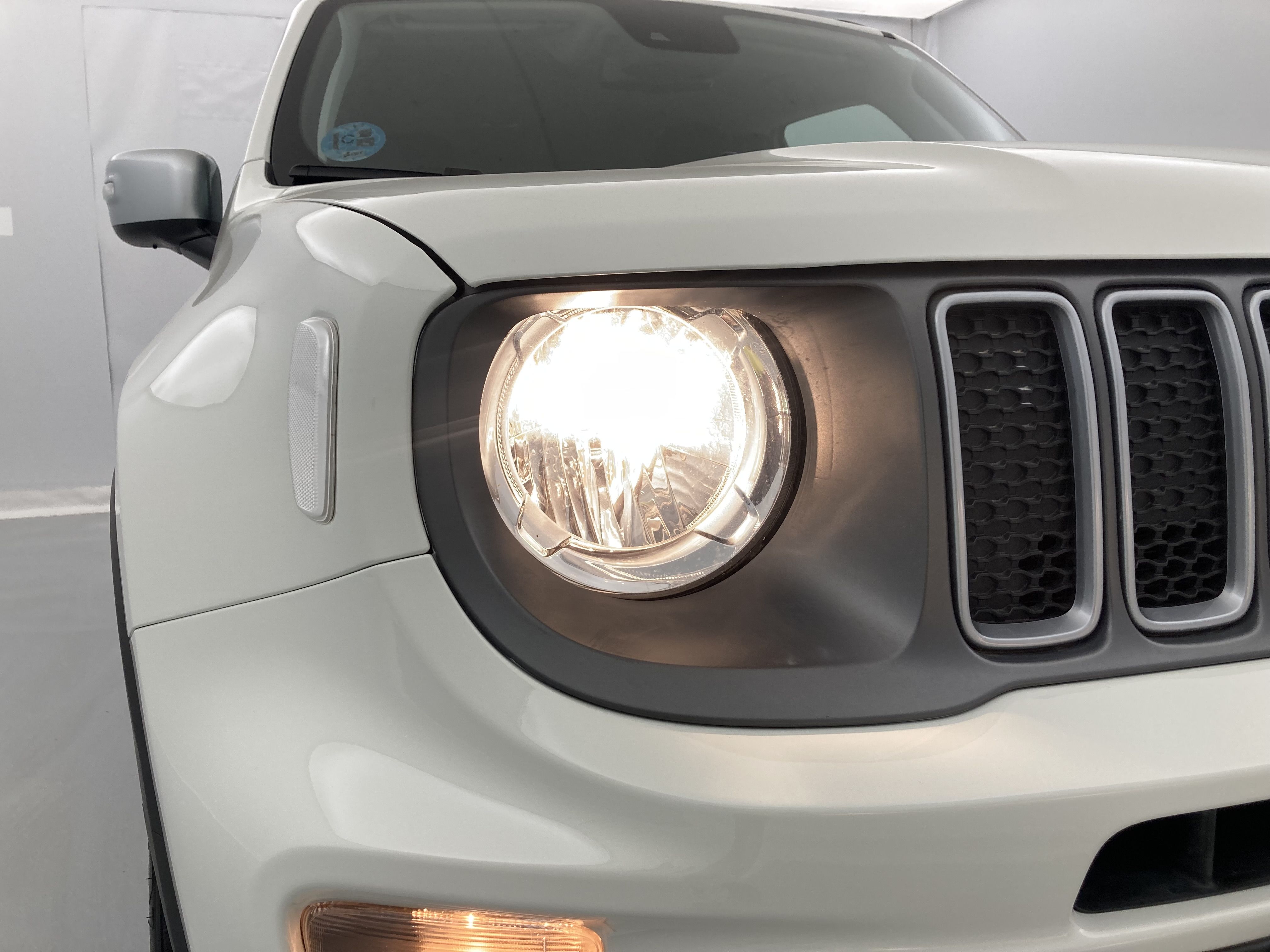 jeep renegade limited 1.6 MULTIJET 130 2022 blanco alpine 21