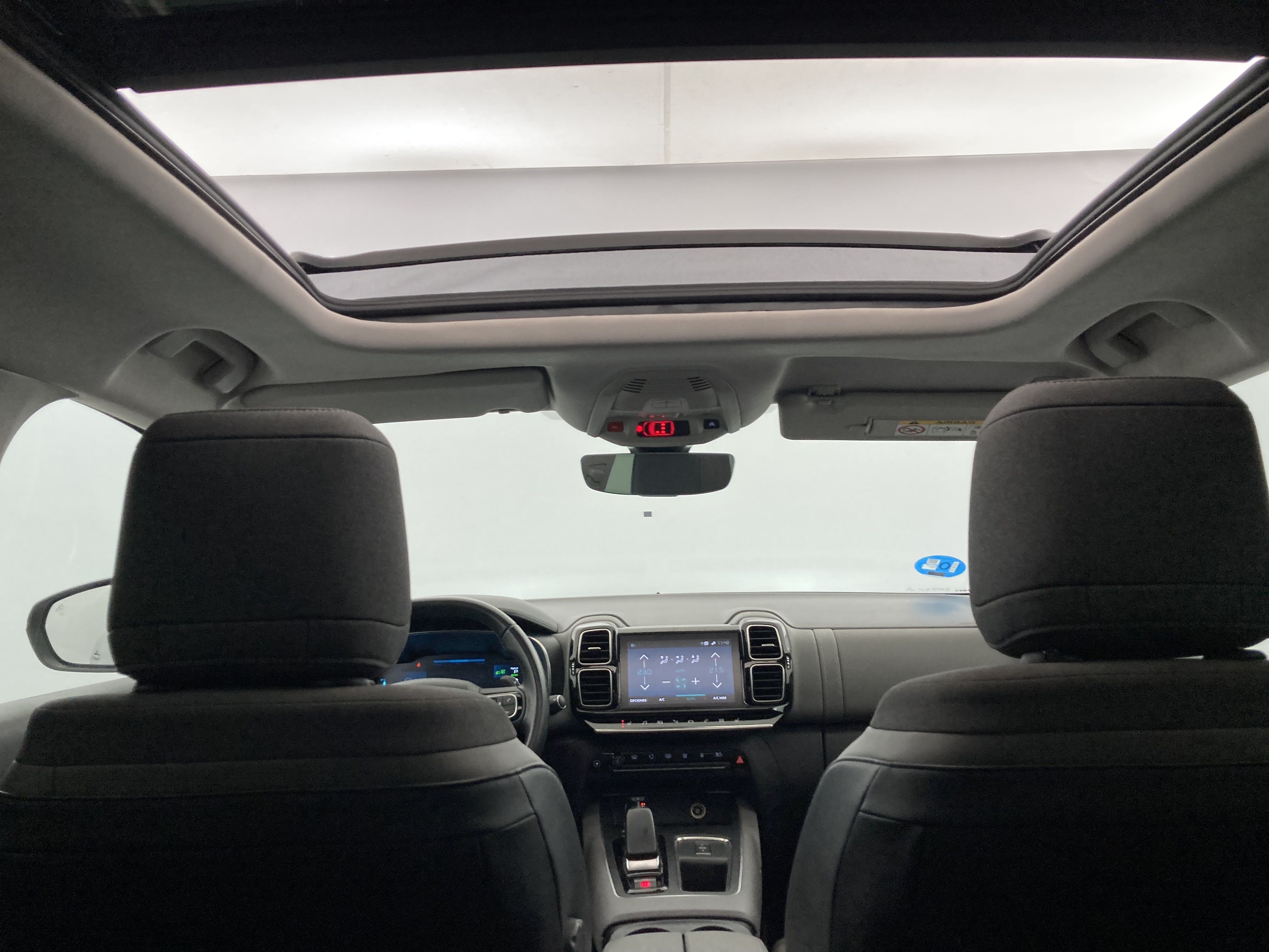 citroen c5 aircross shine 1.6 PURETECH HYBRID 225 E-EAT 2022 gris acier / negro 19