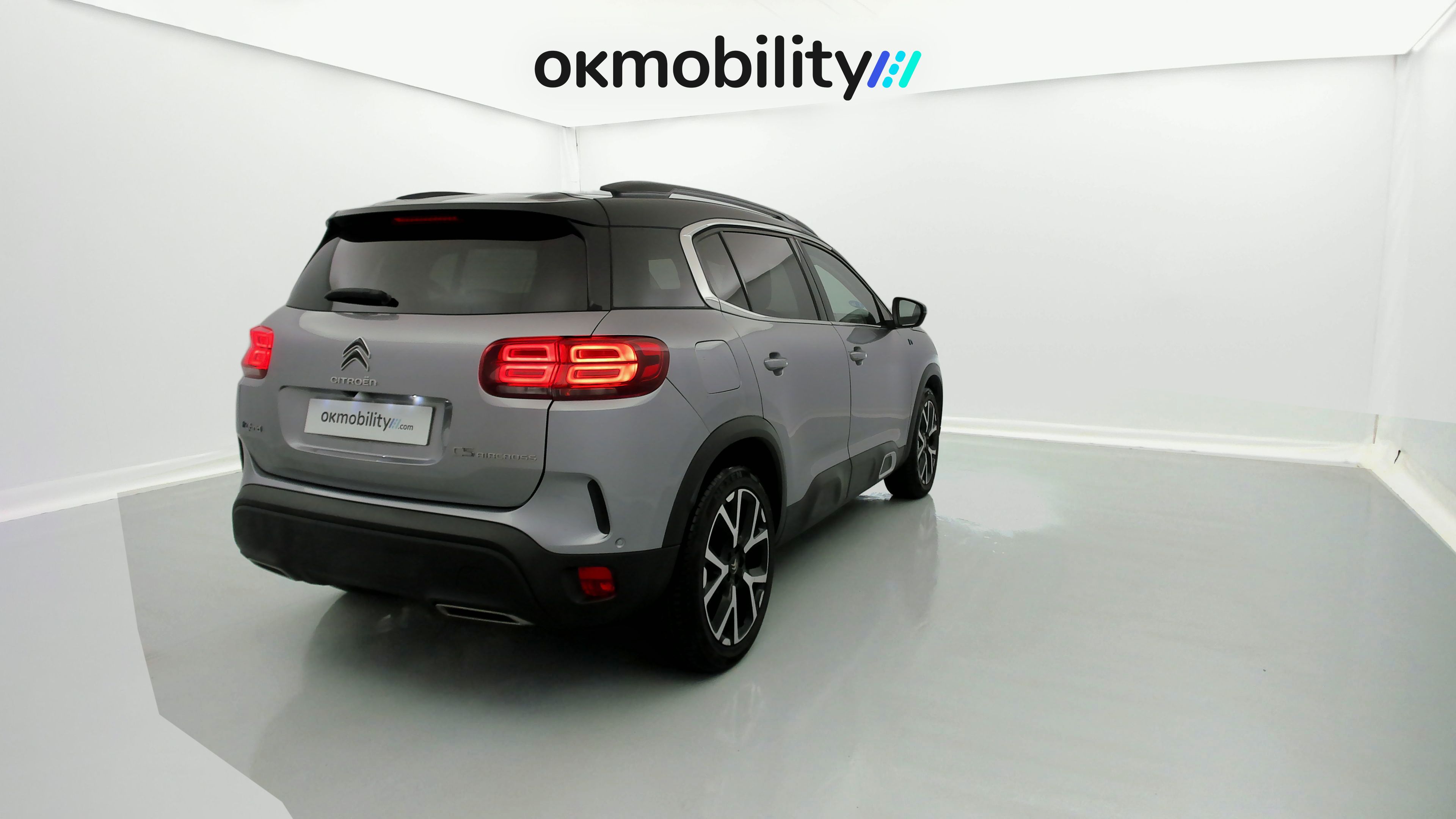 citroen c5 aircross shine 1.6 PURETECH HYBRID 225 E-EAT 2022 gris acier / negro 13