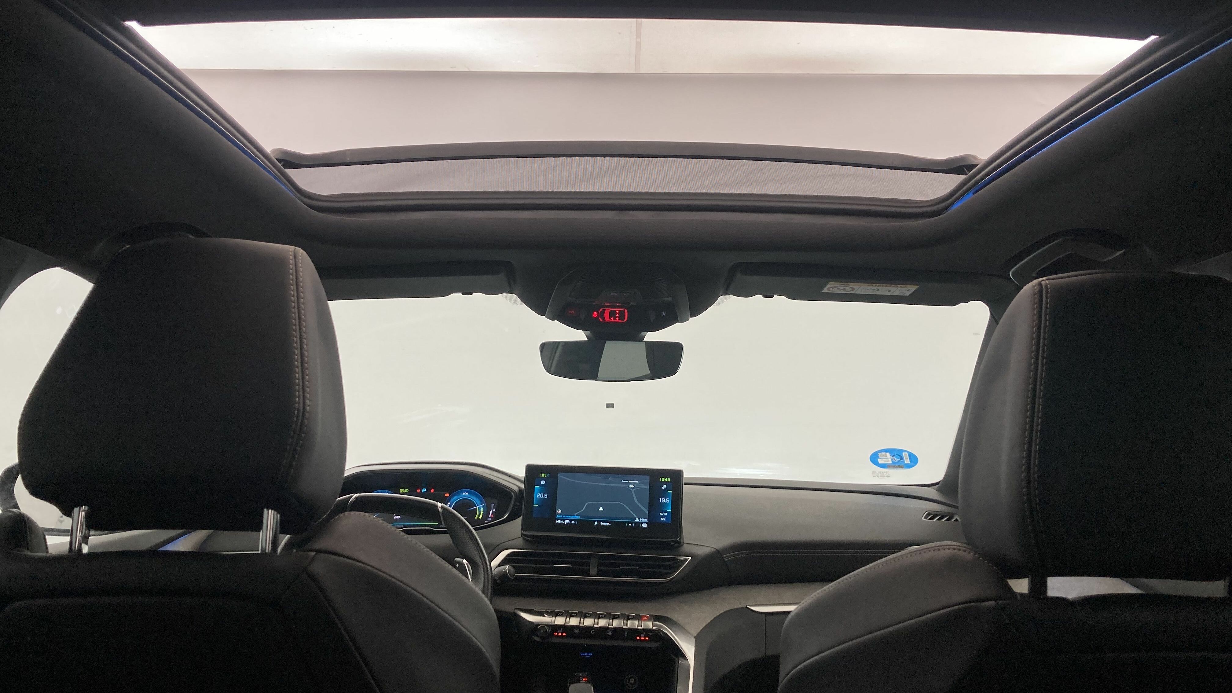 peugeot 3008 gt pack 1.6 HYBRID 300 EAT PHEV 2022 gris artense / negro 31