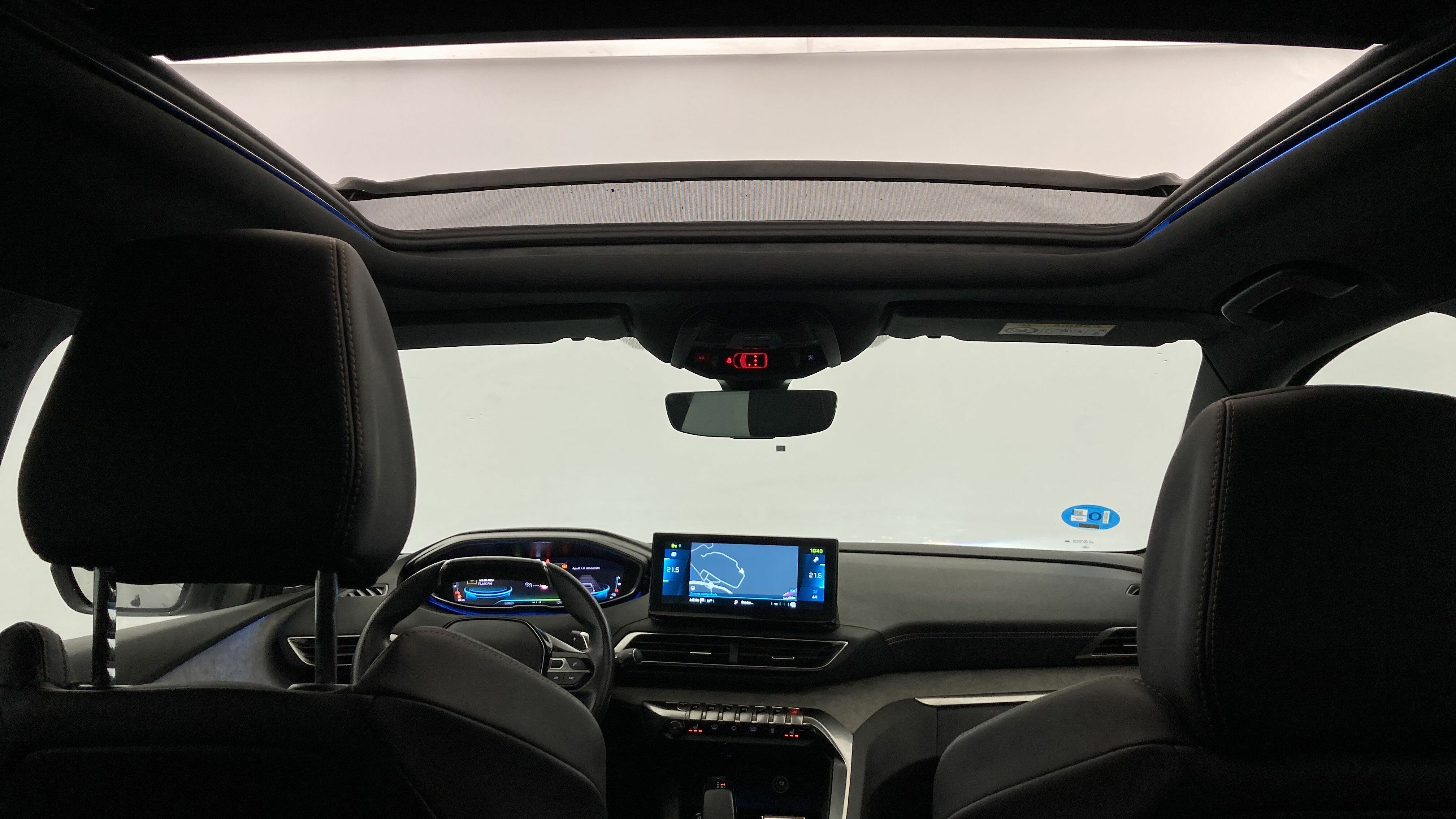 peugeot 3008 gt pack 1.6 HYBRID 300 EAT PHEV 2022 gris artense / negro 23