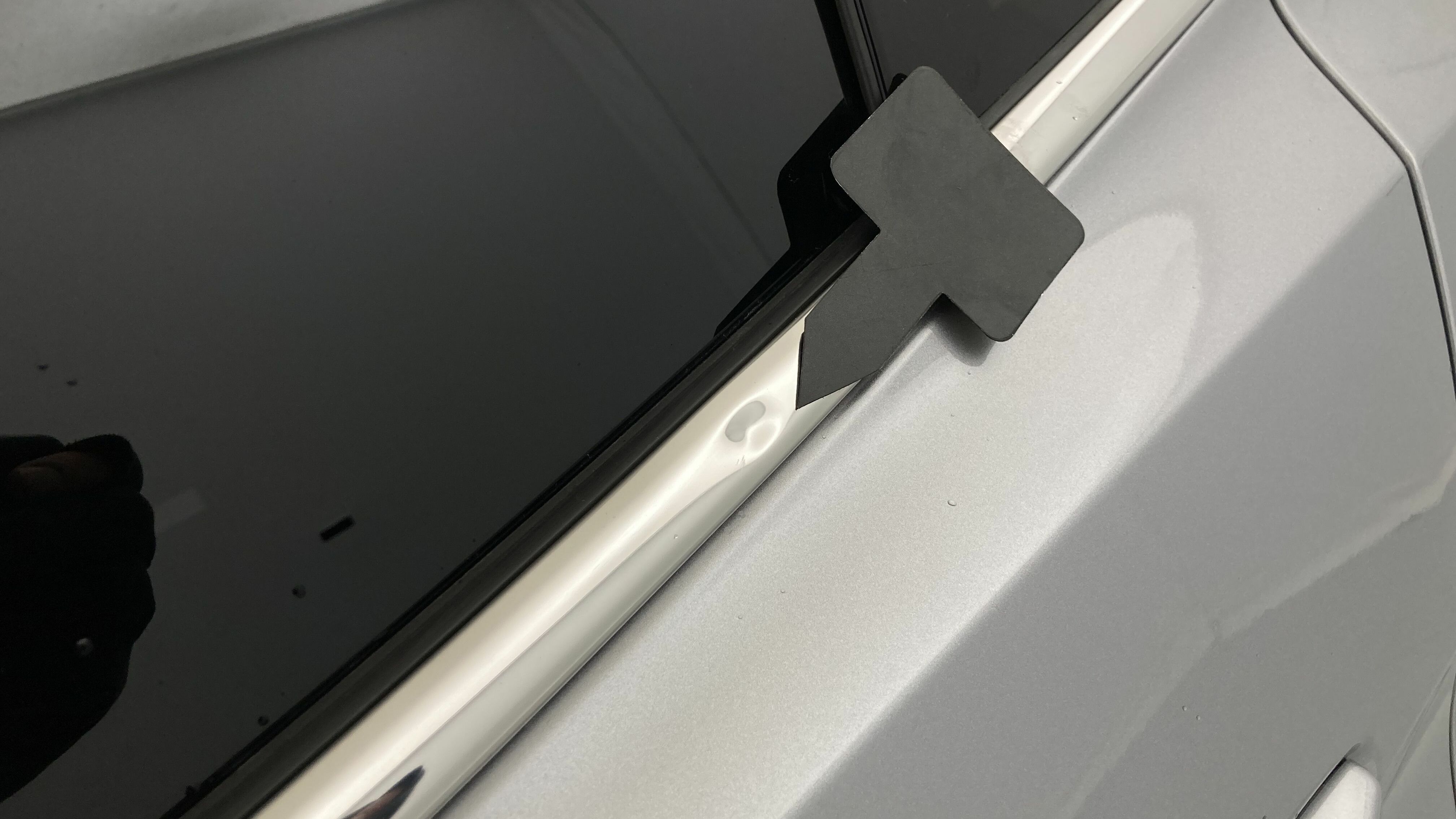 peugeot 3008 gt pack 1.6 HYBRID 300 EAT PHEV 2022 gris artense / negro 31