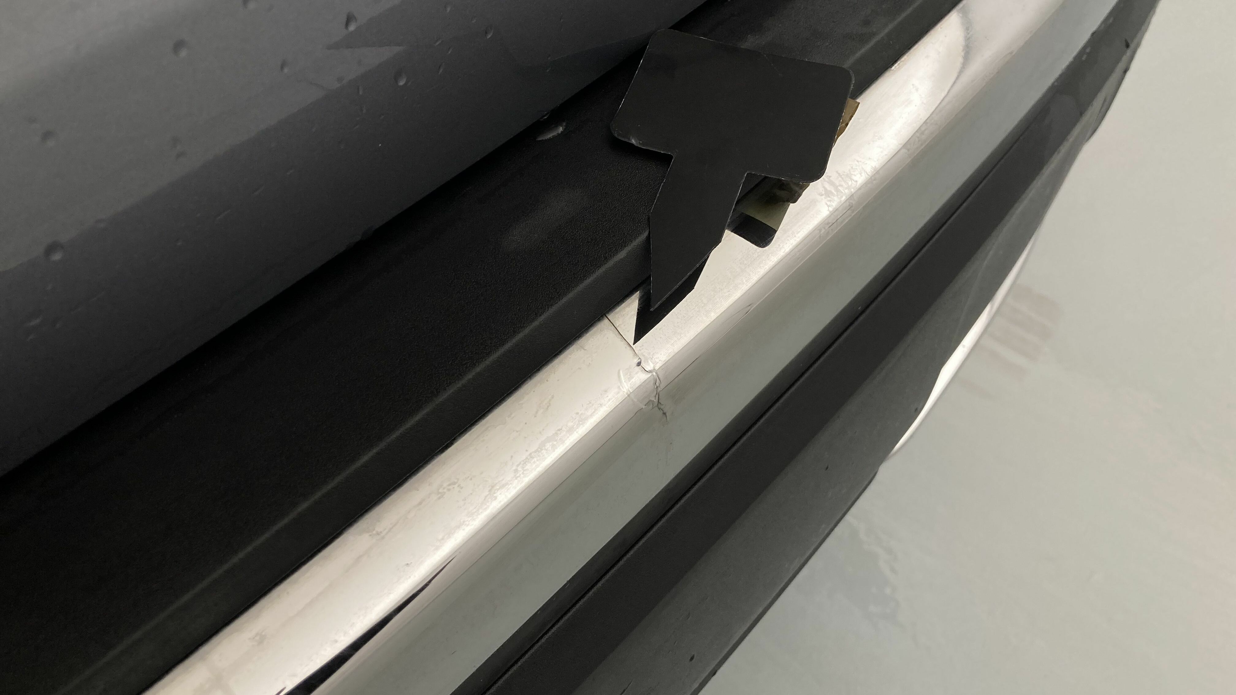 peugeot 3008 gt pack 1.6 HYBRID 300 EAT PHEV 2022 gris artense / negro 33