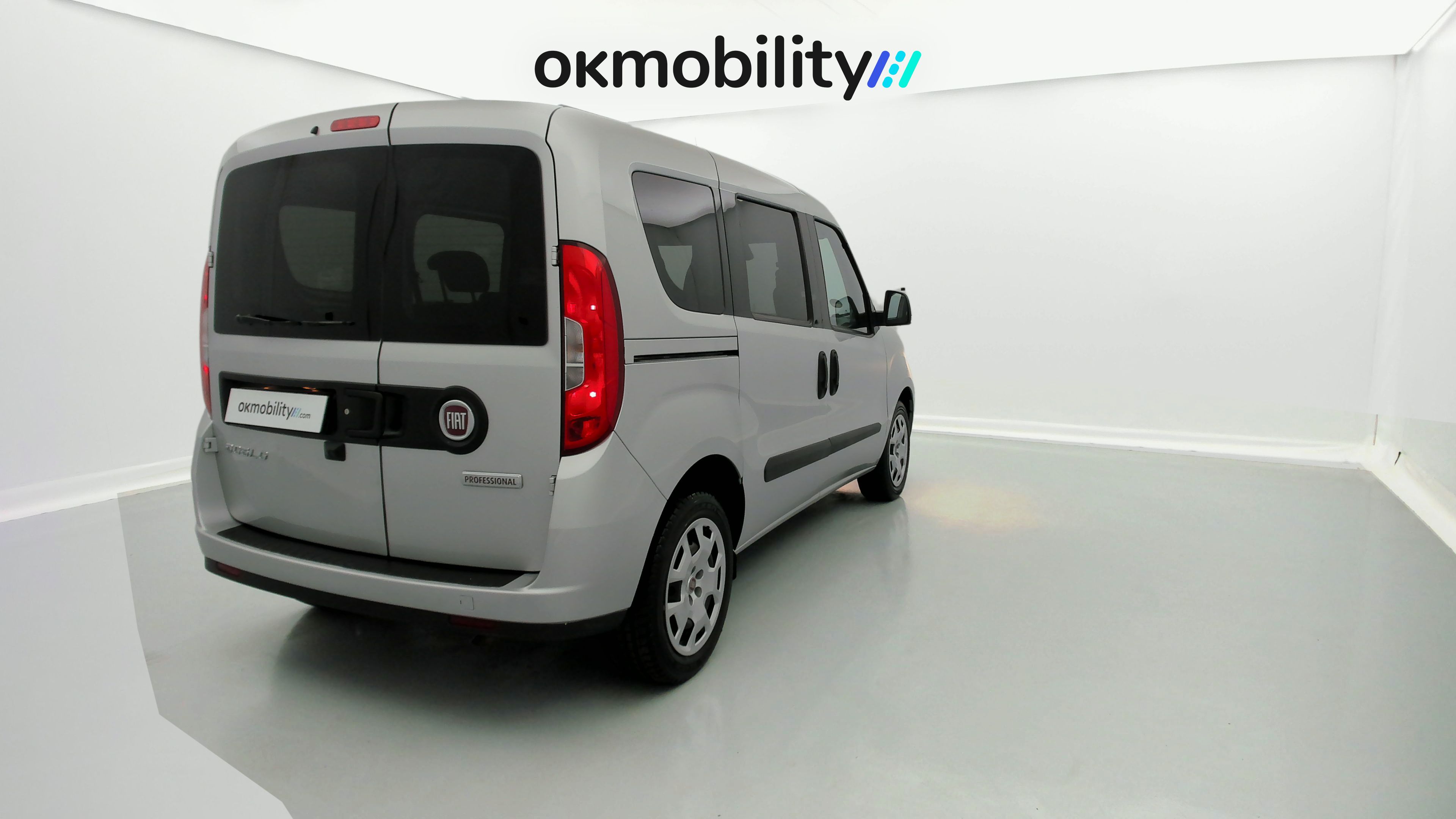 fiat doblo kombi sx n1 l1h1 1.6 MULTIJET 120 2023 gris oscuro 12