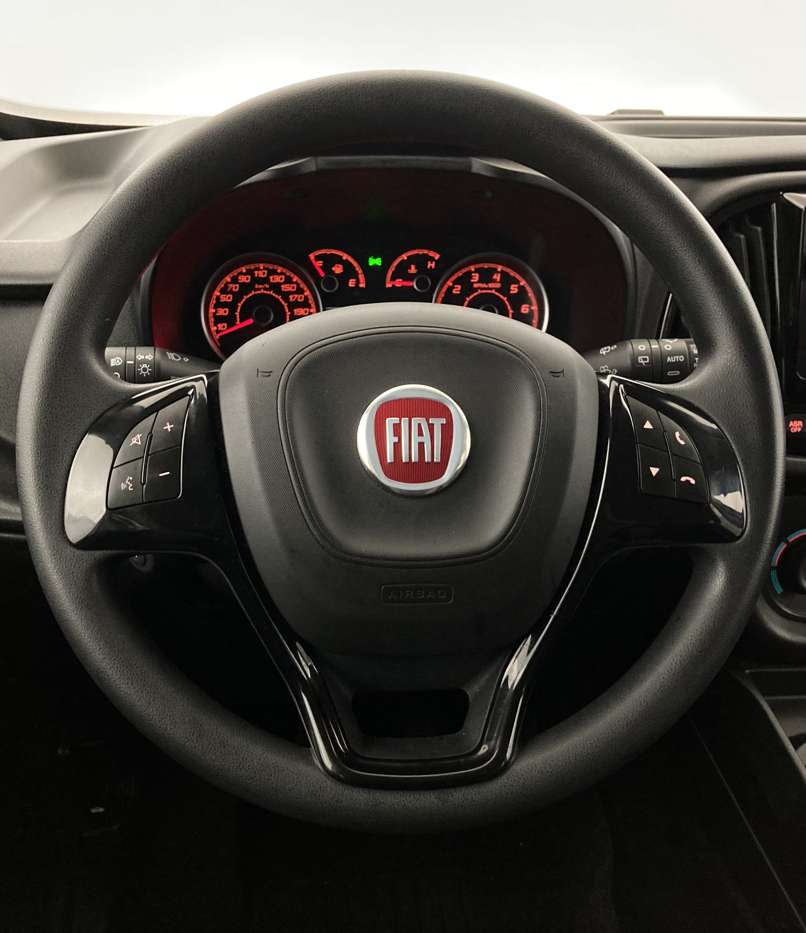 fiat doblo kombi sx n1 l1h1 1.6 MULTIJET 120 2023 gris oscuro 24