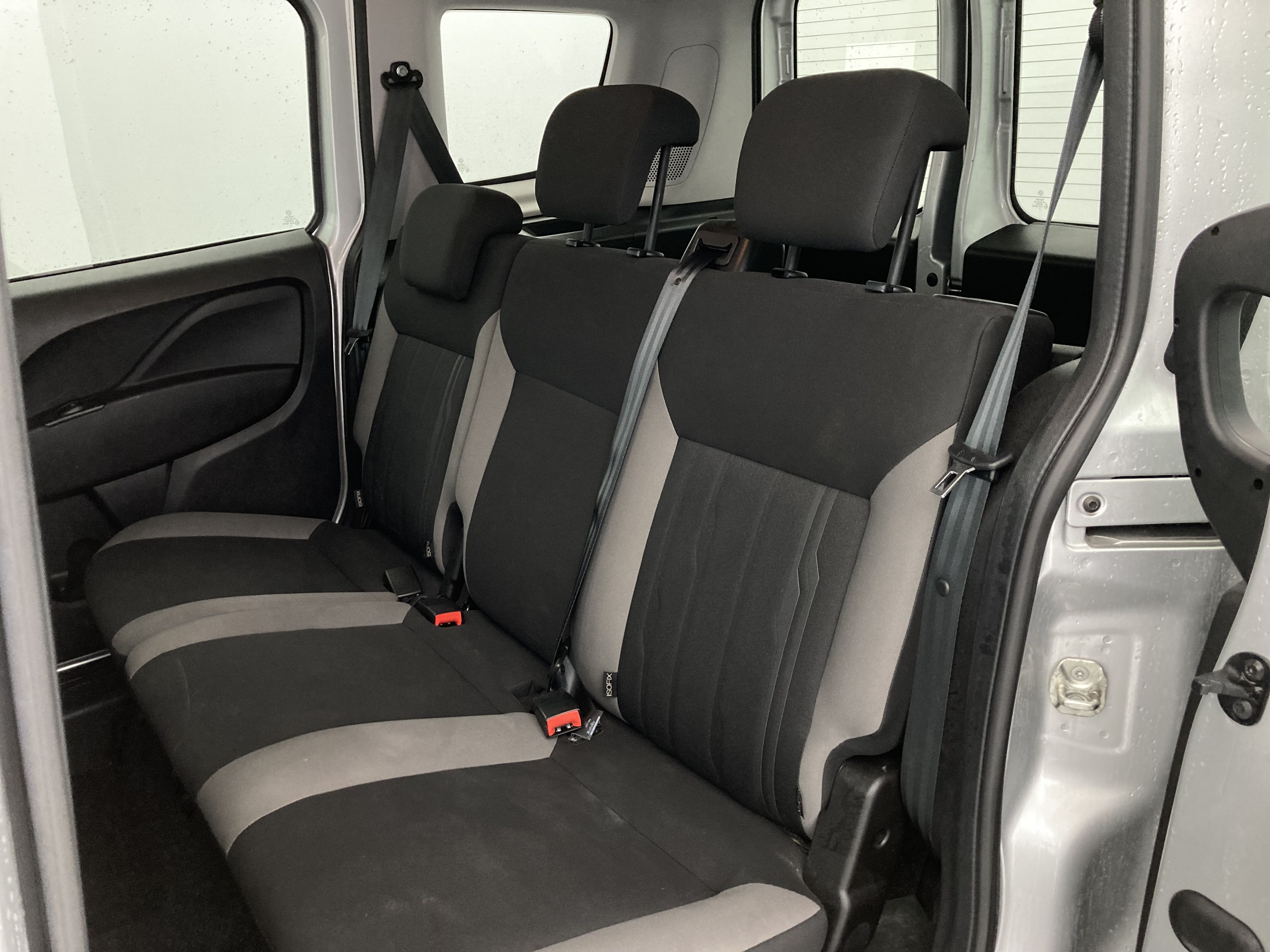 fiat doblo kombi sx n1 l1h1 1.6 MULTIJET 120 2023 gris oscuro 25