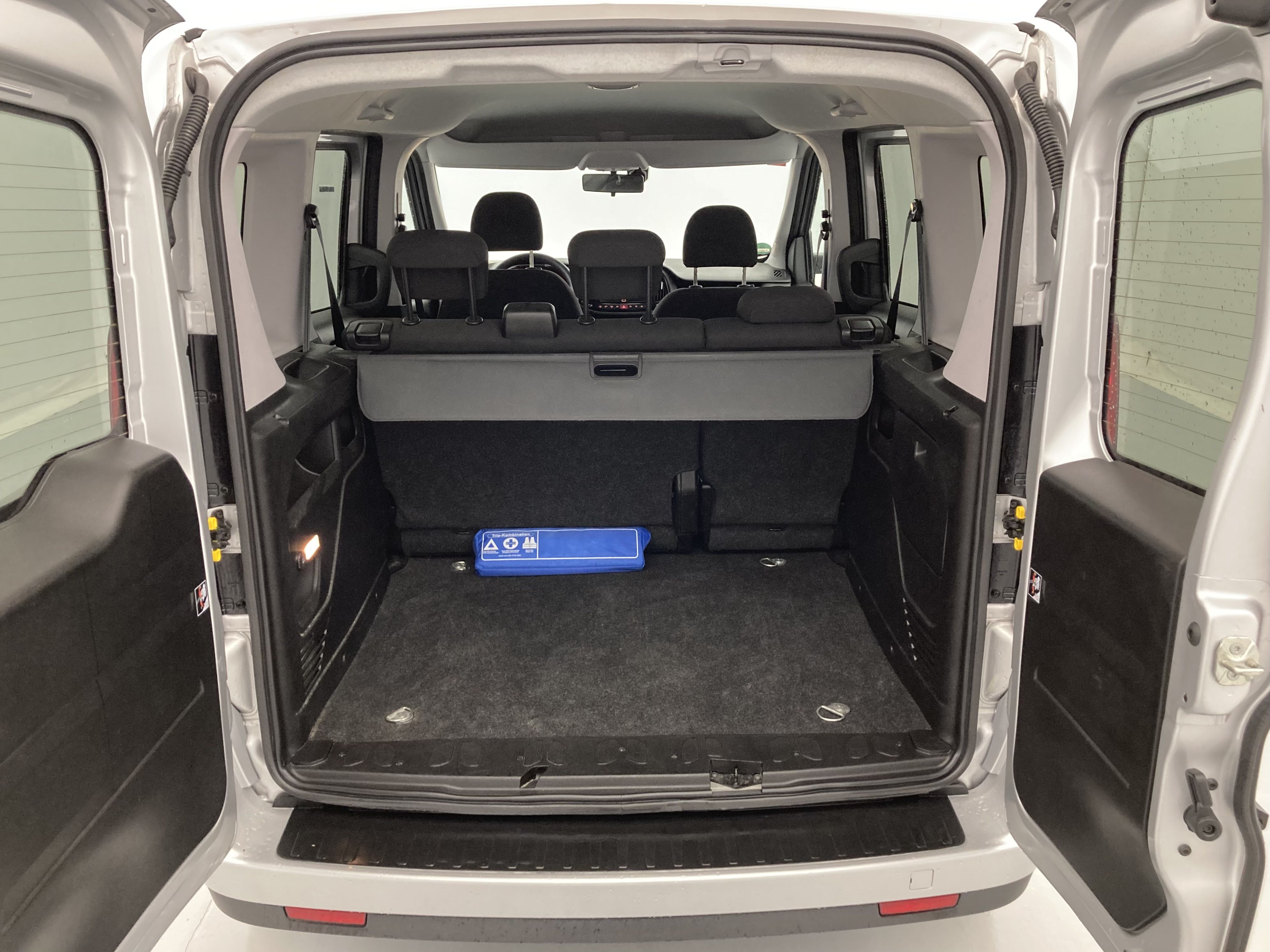 fiat doblo kombi sx n1 l1h1 1.6 MULTIJET 120 2023 gris oscuro 26