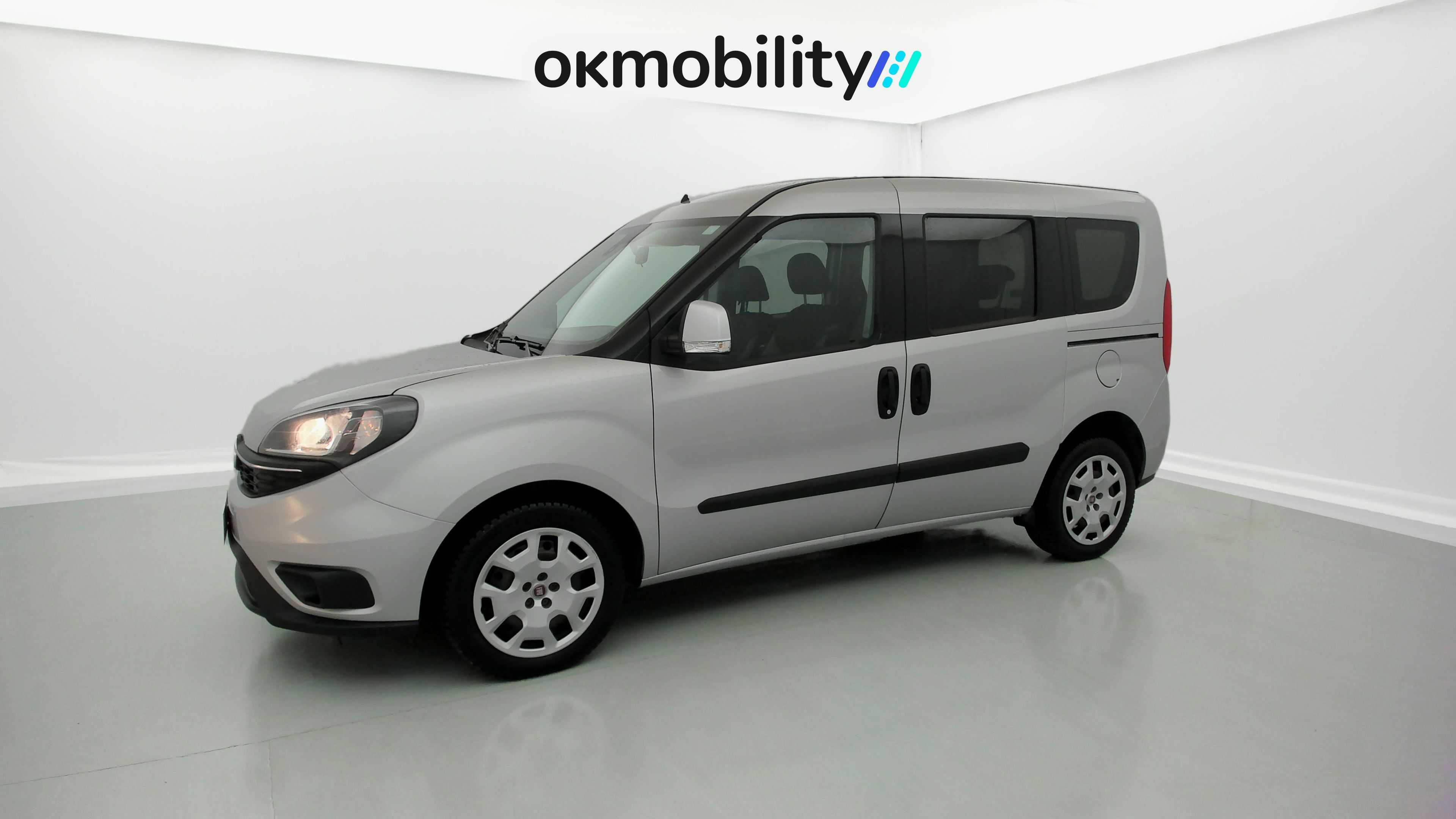 fiat doblo kombi sx n1 l1h1 1.6 MULTIJET 120 2023 gris oscuro 7