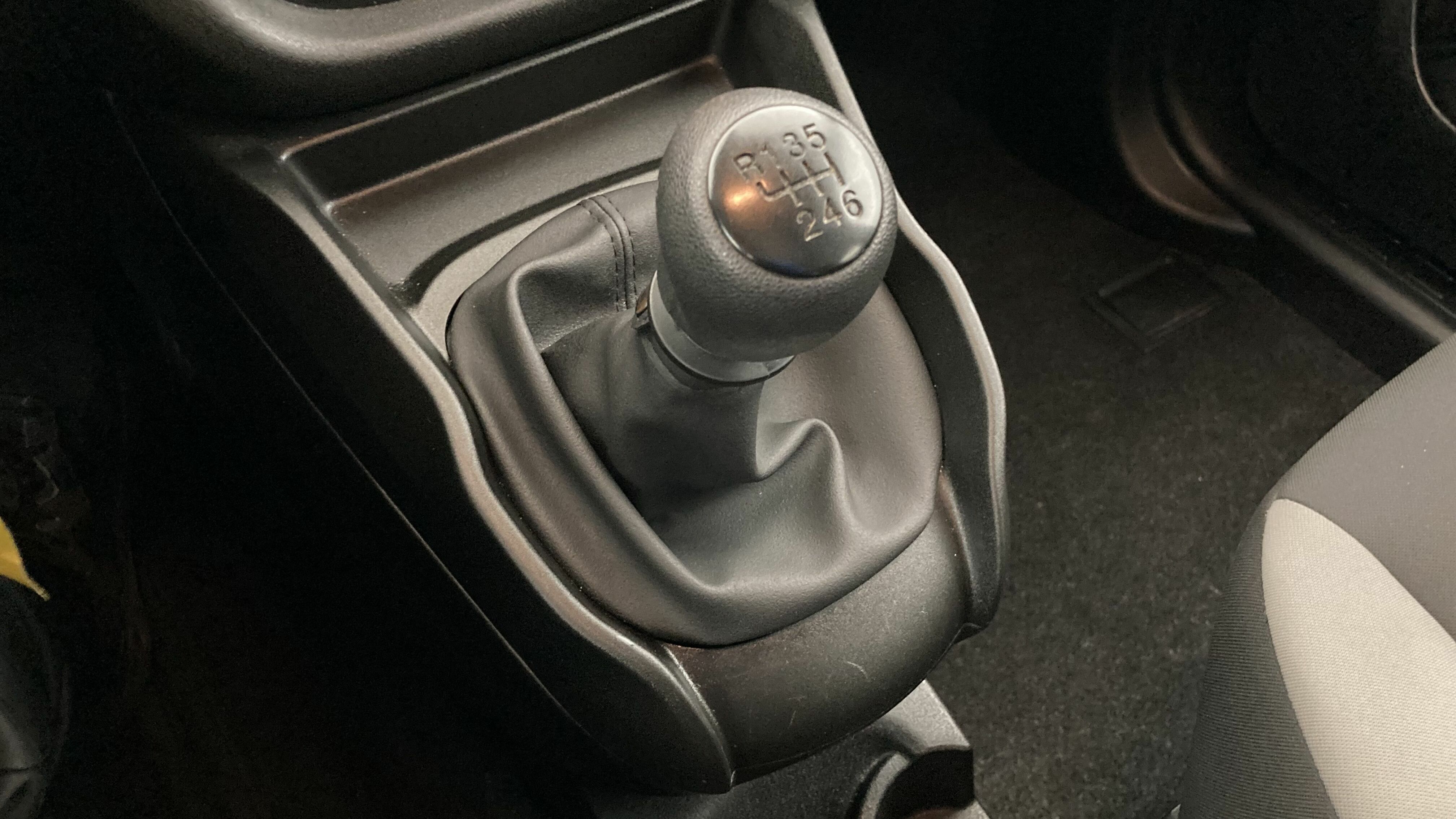 fiat doblo kombi sx n1 l1h1 1.6 MULTIJET 120 2023 gris oscuro 19