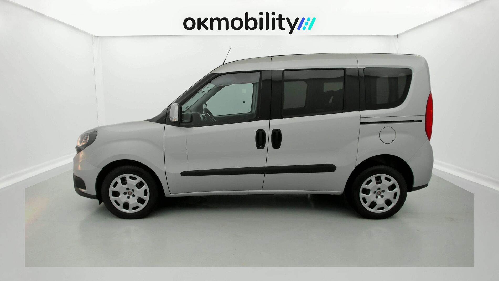 fiat doblo kombi sx n1 l1h1 1.6 MULTIJET 120 2023 gris oscuro 7