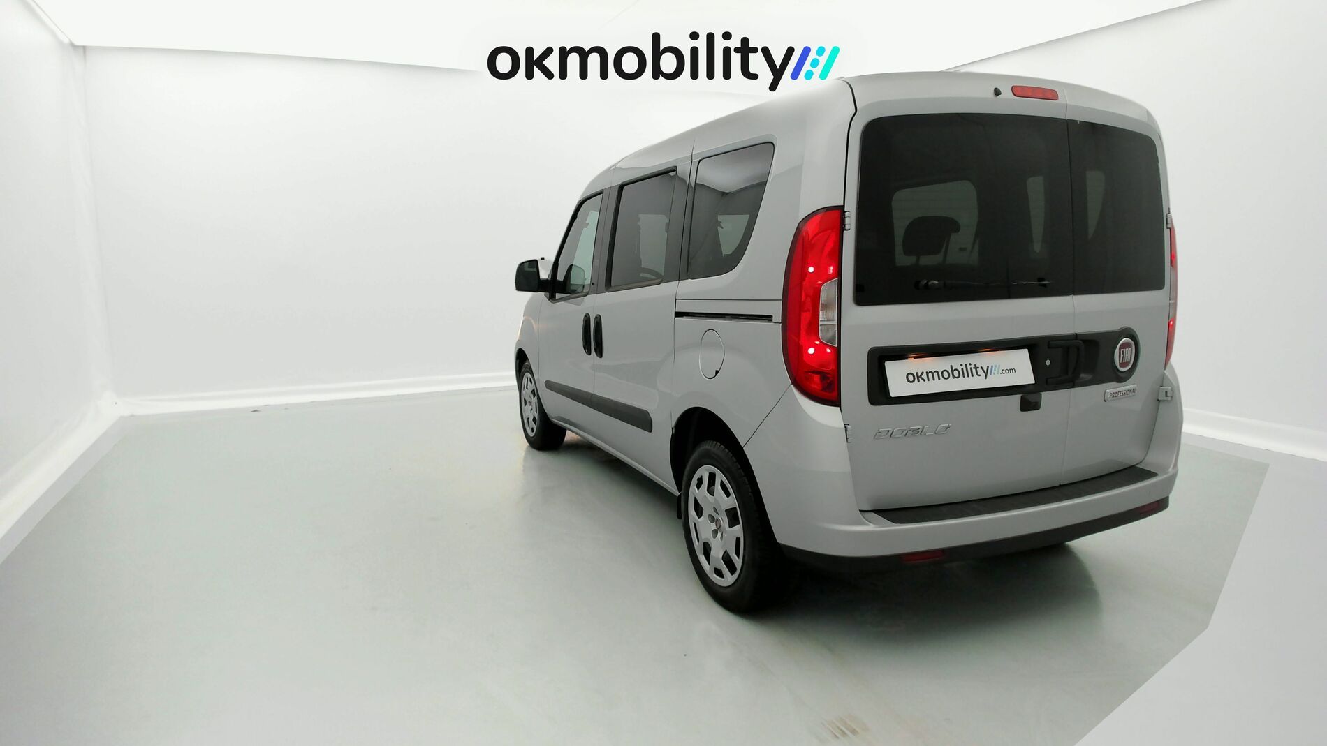fiat doblo kombi sx n1 l1h1 1.6 MULTIJET 120 2023 gris oscuro 9