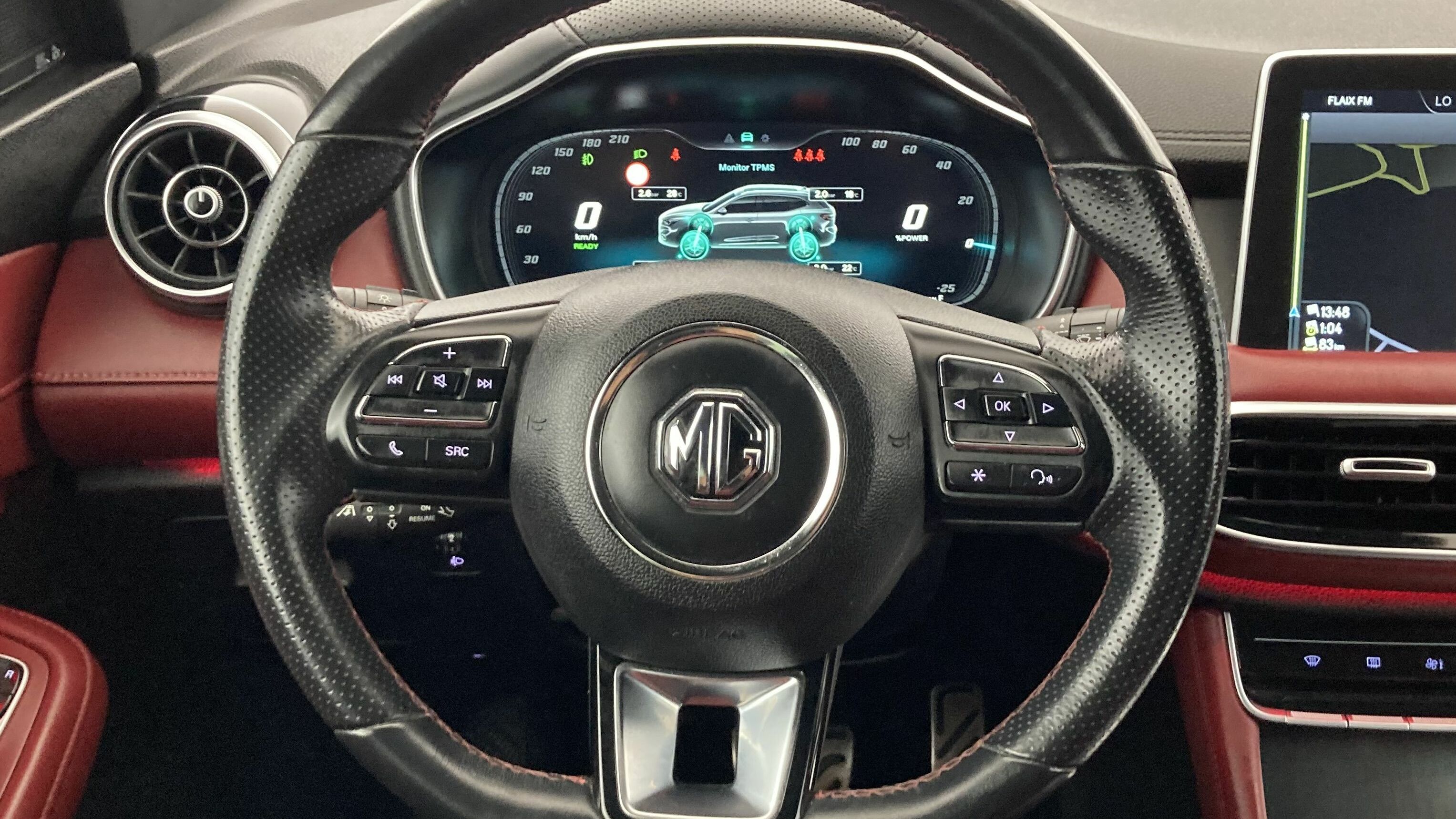 mg ehs phev exclusive 1.5 T-GDI 258 PHEV 2022 dover white 17