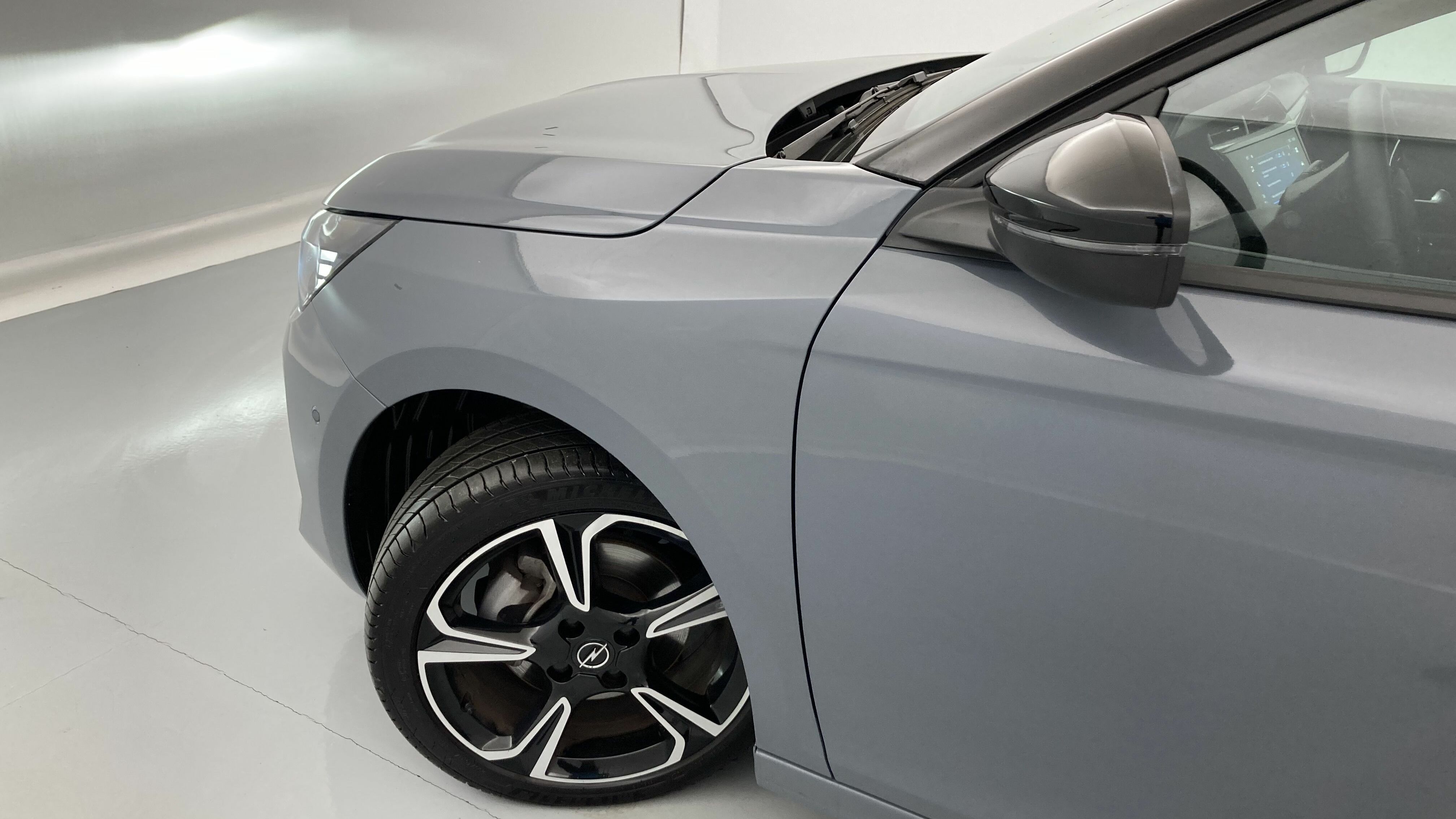 opel corsa gs 1.2T 100 2024 grifik grey 22