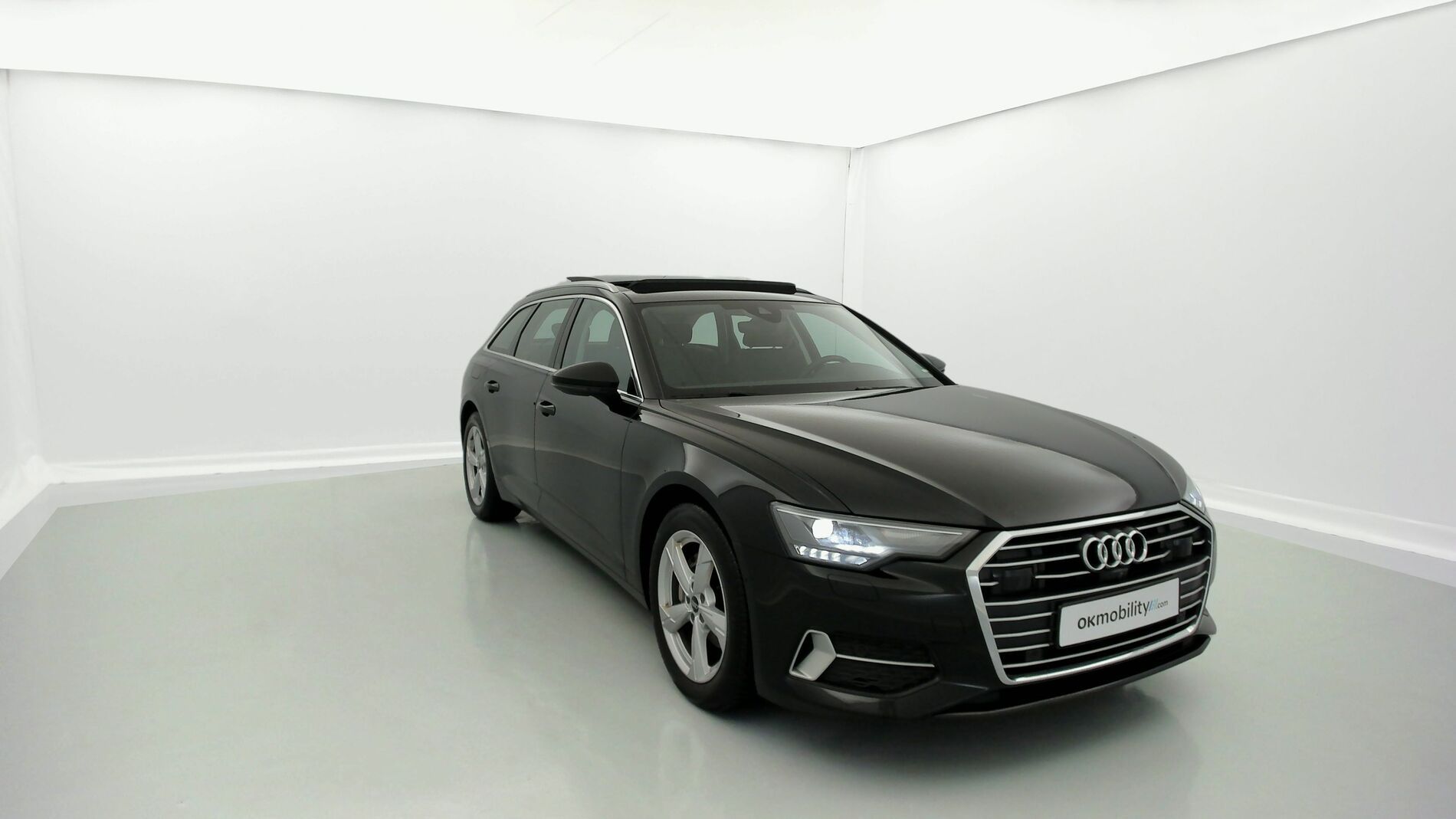 audi a6 avant business 40 TDI 204 STRONIC 2022 negro mitos metalizado 3