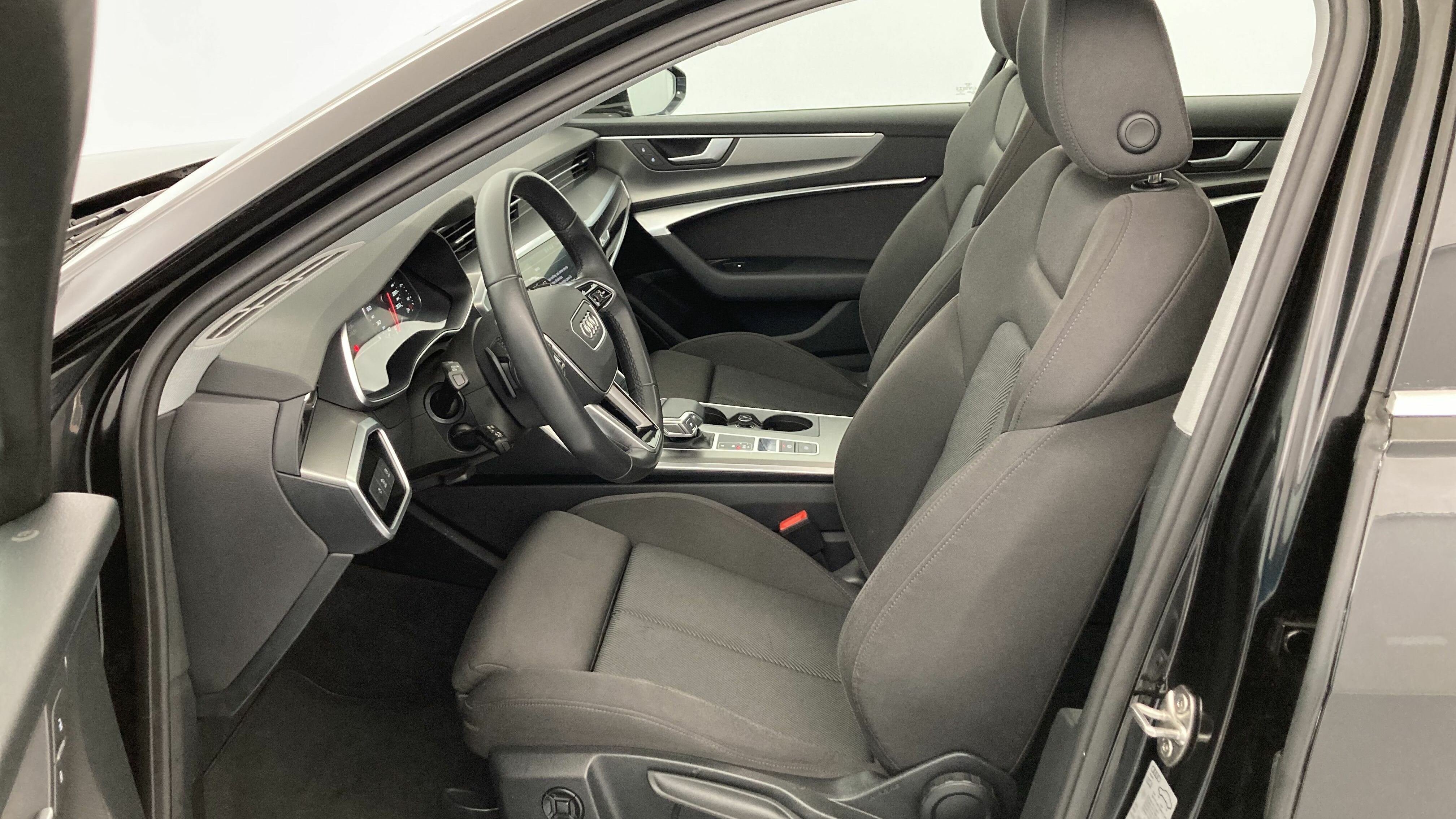 audi a6 avant business 40 TDI 204 STRONIC 2022 negro mitos metalizado 14
