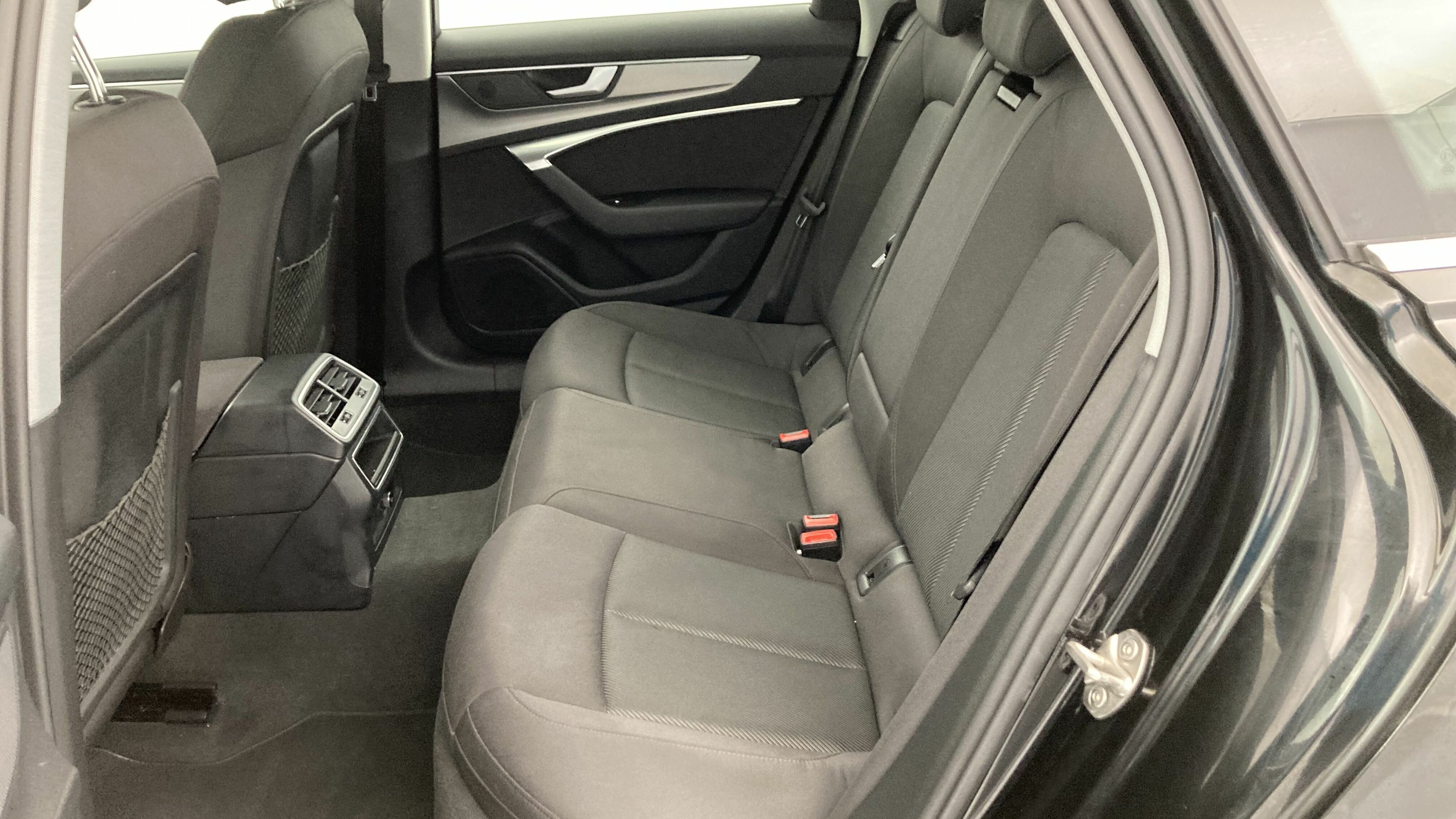 audi a6 avant business 40 TDI 204 STRONIC 2022 negro mitos metalizado 21