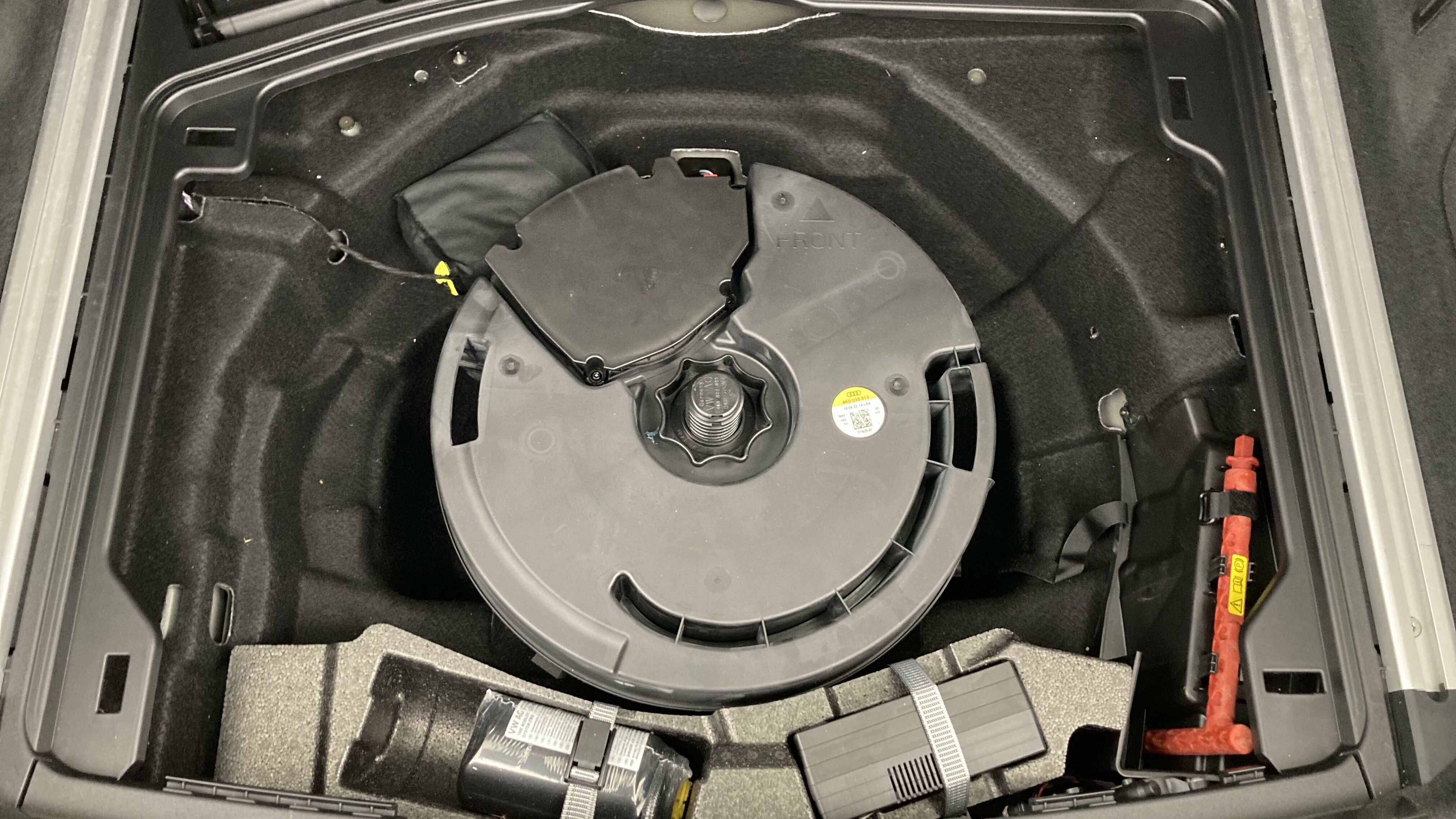audi a6 avant business 40 TDI 204 STRONIC 2022 negro mitos metalizado 23