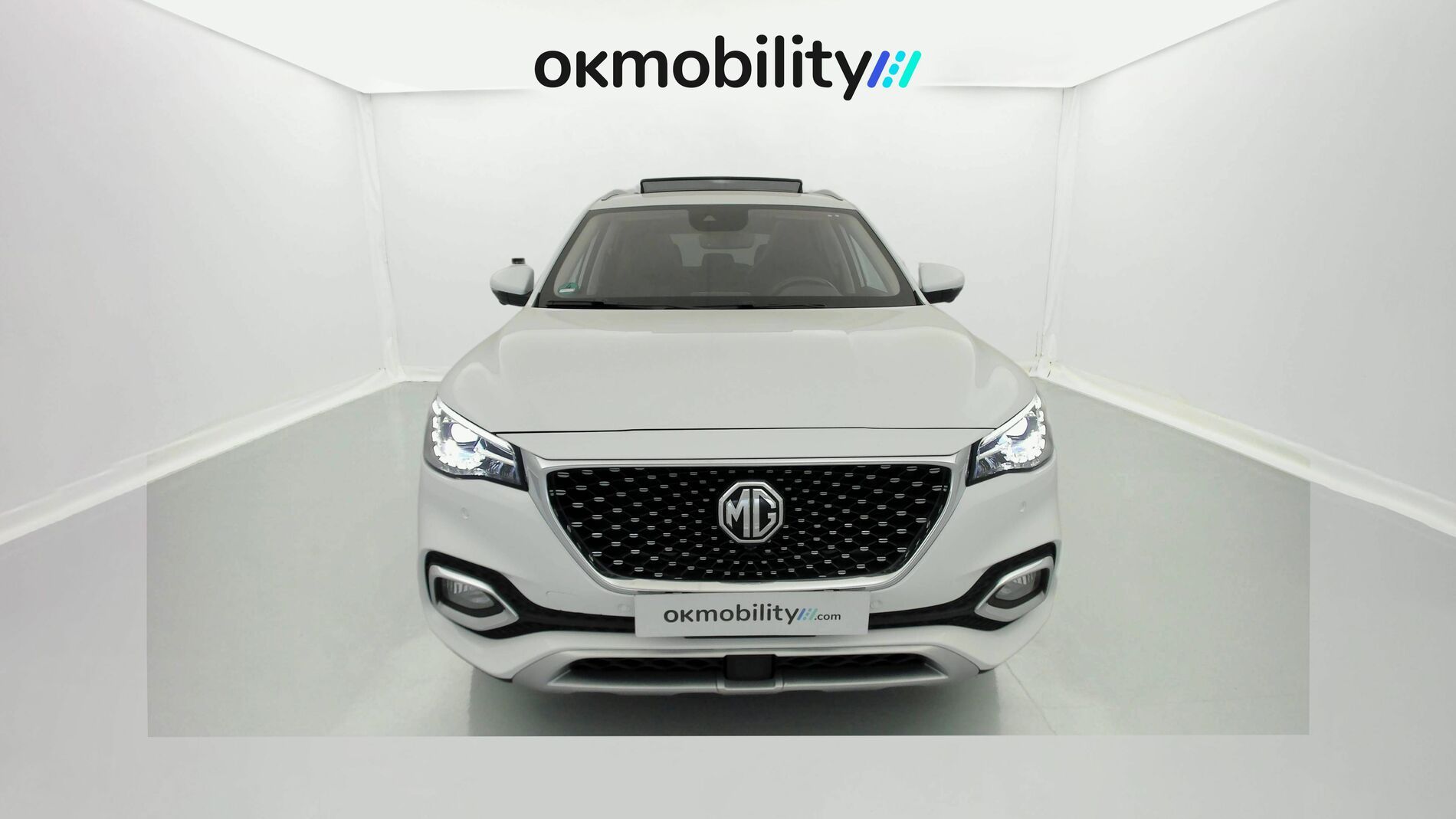 mg hs luxury 1.5 T-GDI 162 2023 dover white 4