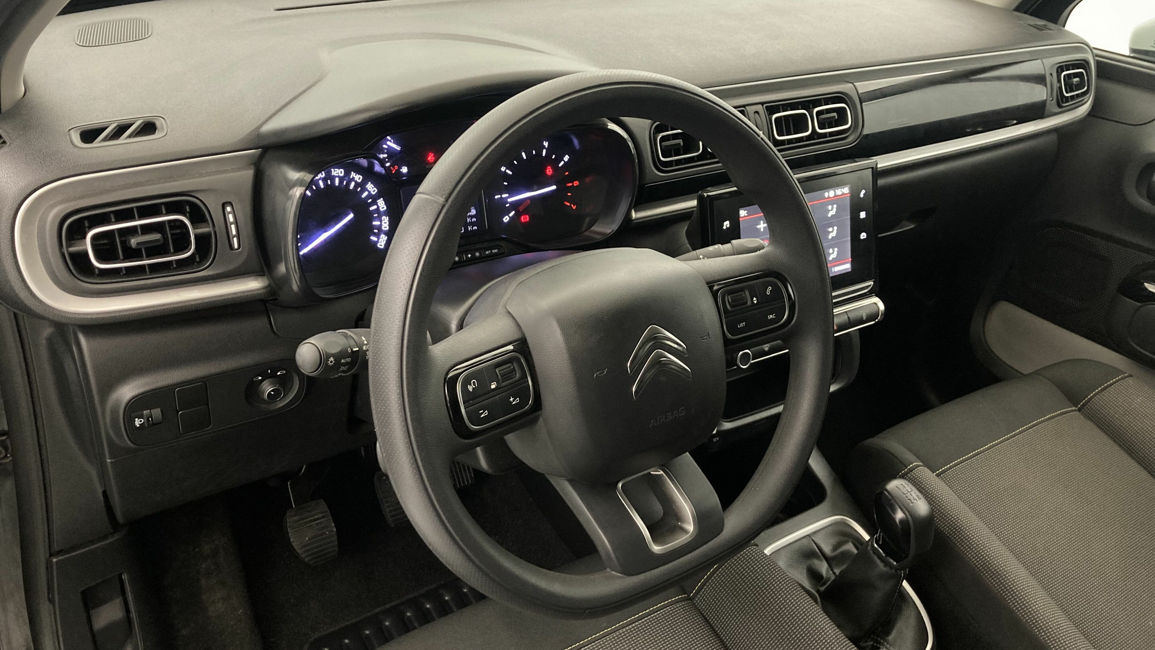 citroen c3 origin max 1.2 PURETECH 83 2024 negro perla nera / blanco 14