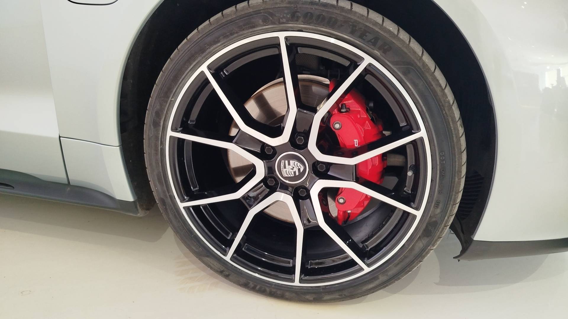 porsche taycan 4s nv 79.2KWH - 530 2023 plata dolomita metalizado 23