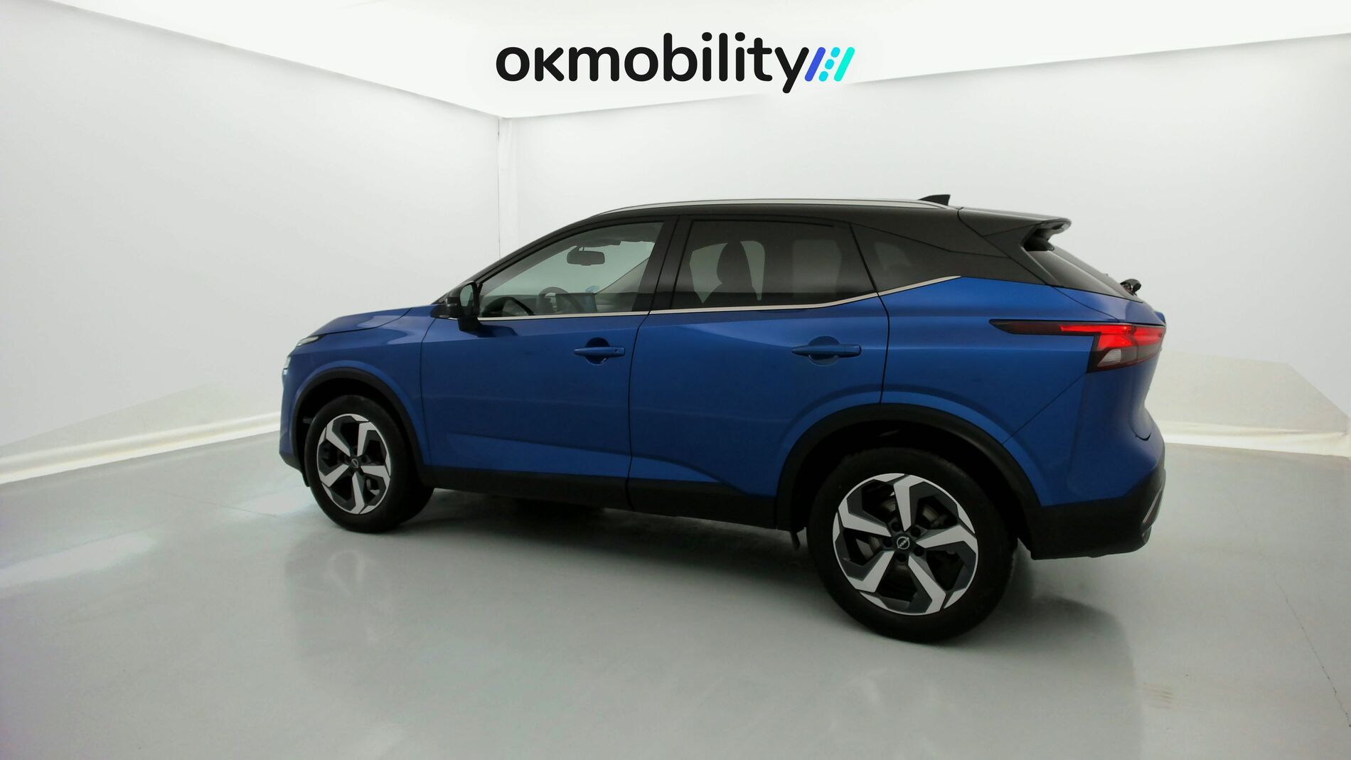 nissan qashqai n-connecta 1.3 DIG-T 140 MHEV 2024 magnetic blue / negro 9