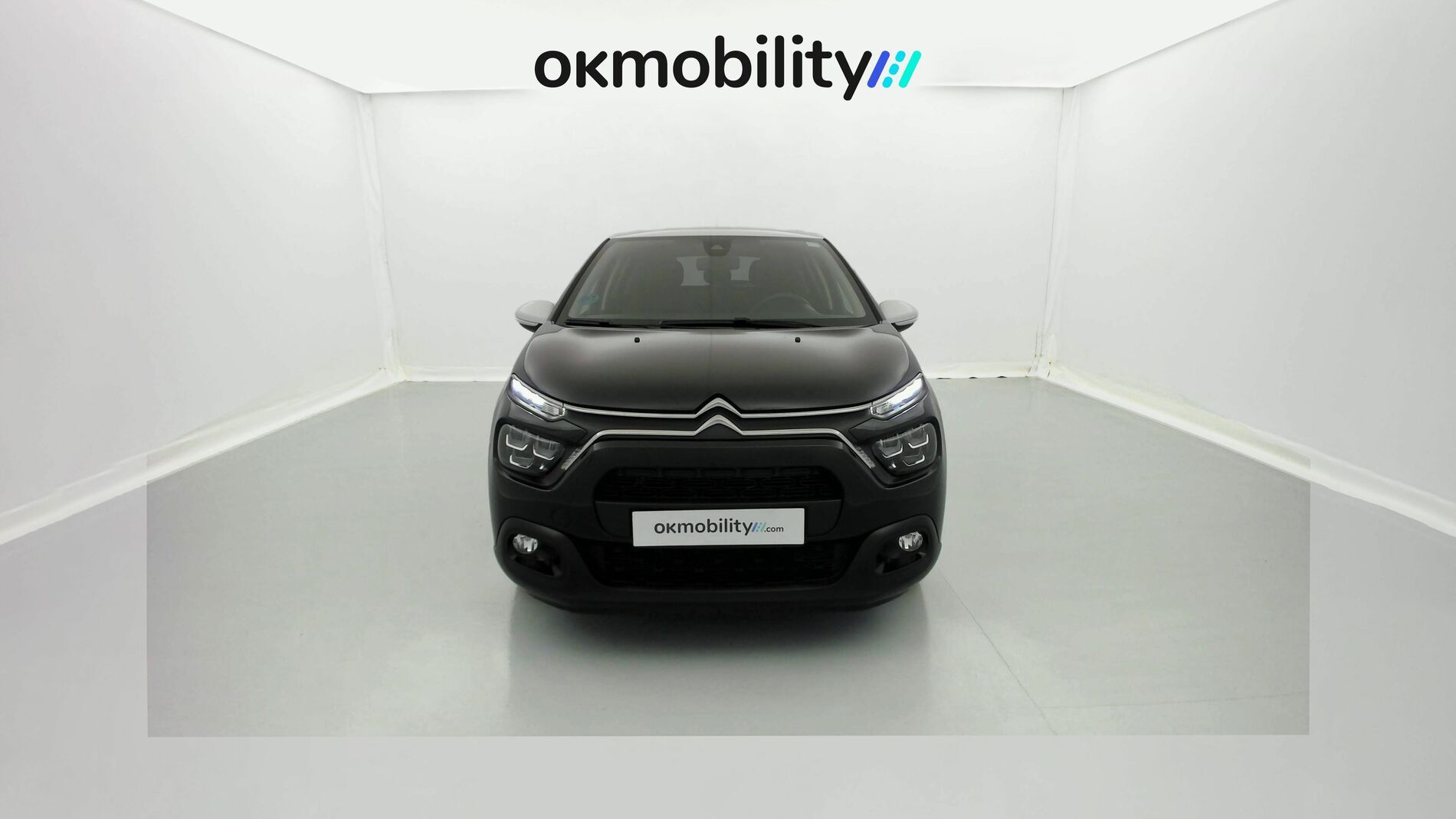 citroen c3 origin max 1.2 PURETECH 83 2024 negro perla nera / blanco 4