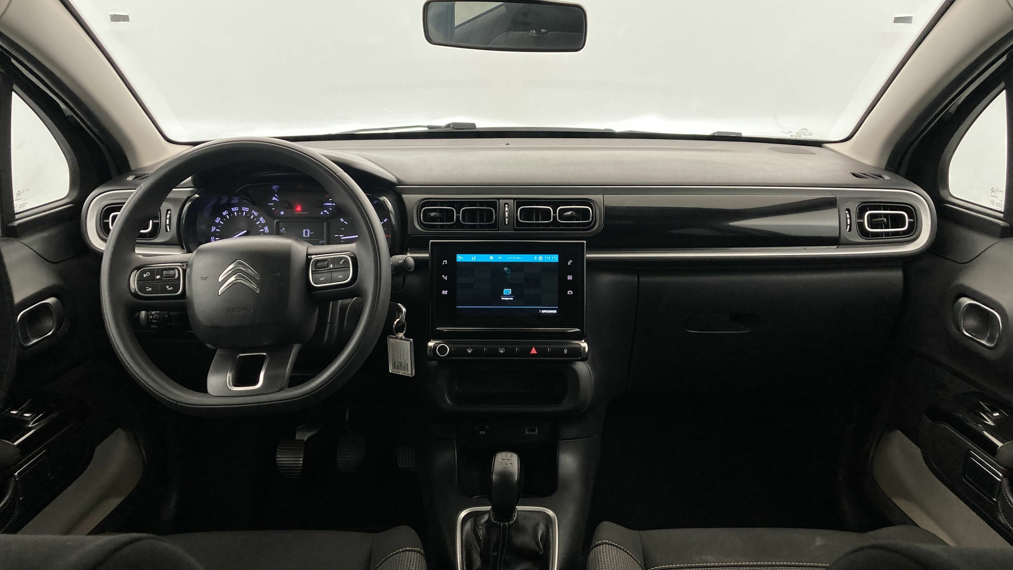 citroen c3 origin max 1.2 PURETECH 83 2024 negro perla nera / blanco 10