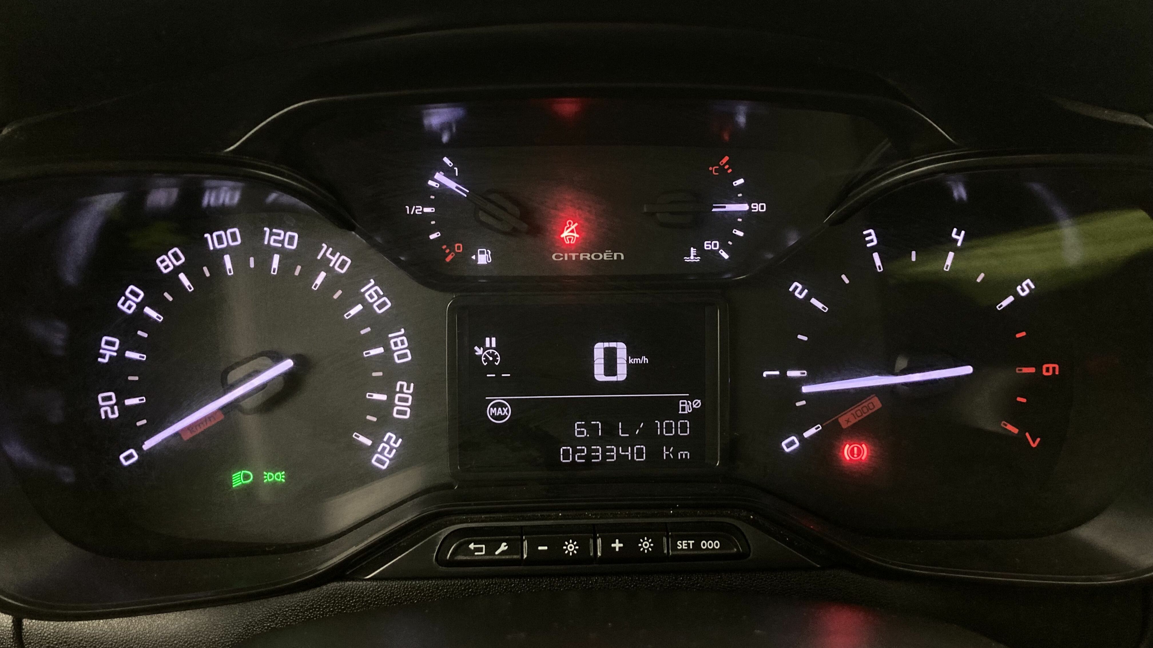 citroen c3 origin max 1.2 PURETECH 83 2024 negro perla nera / blanco 12