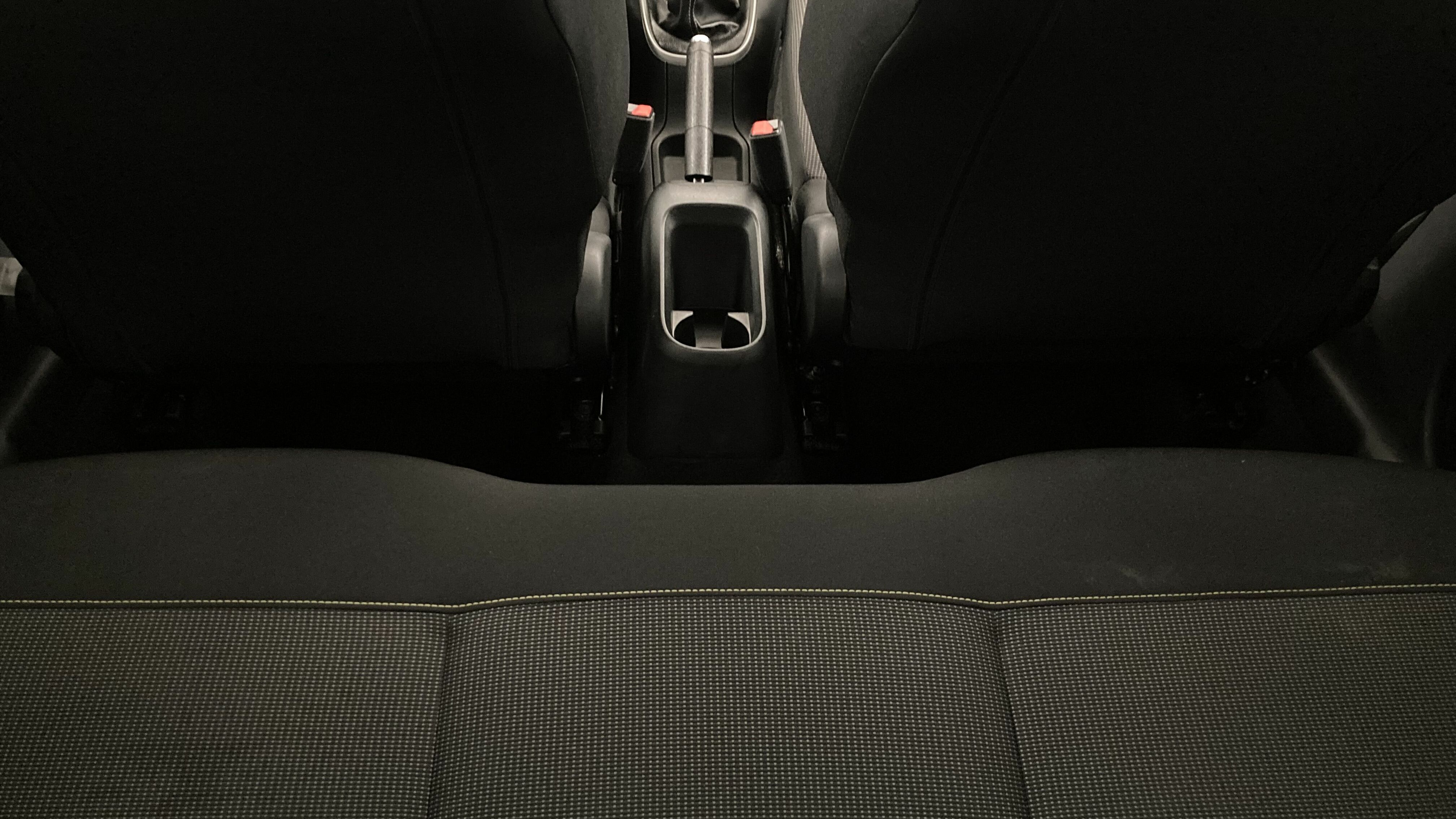 citroen c3 origin max 1.2 PURETECH 83 2024 negro perla nera / blanco 16