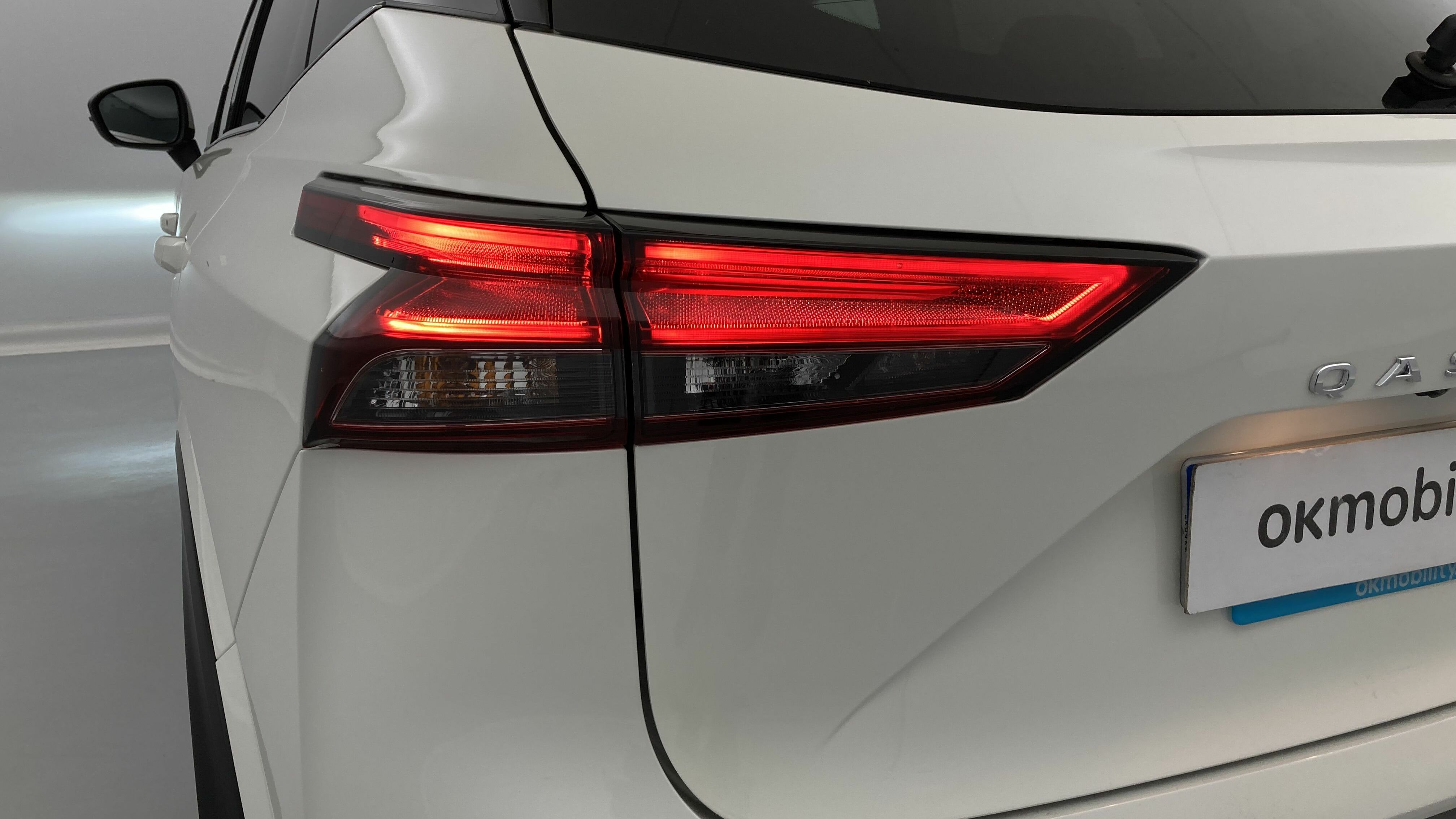 nissan qashqai n-connecta 1.3 DIG-T MHEV 158 XTRONIC 2024 blanco perlado 31