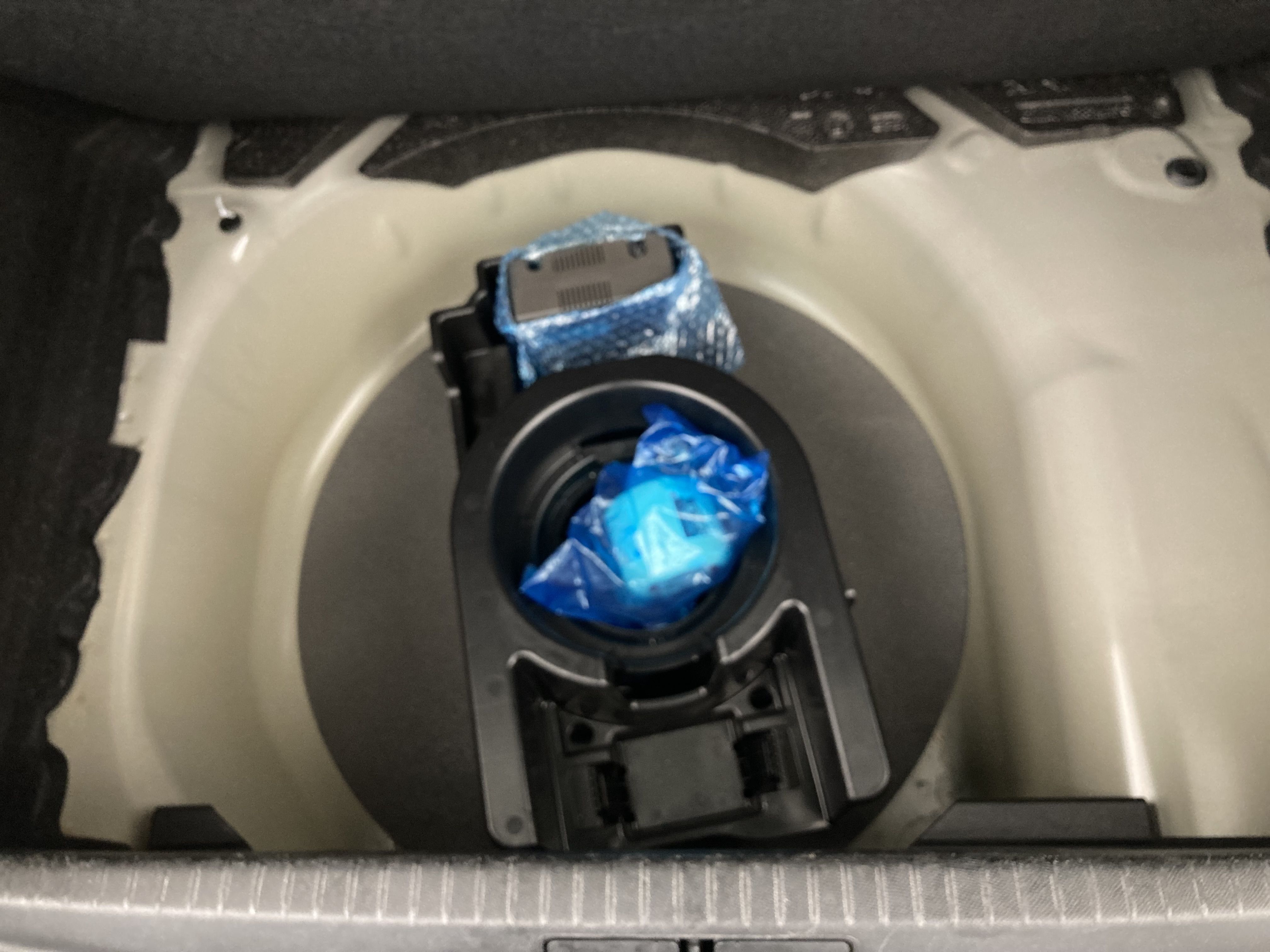 peugeot 208 allure 1.2 PURETECH 100 2024 grigio selenium 24