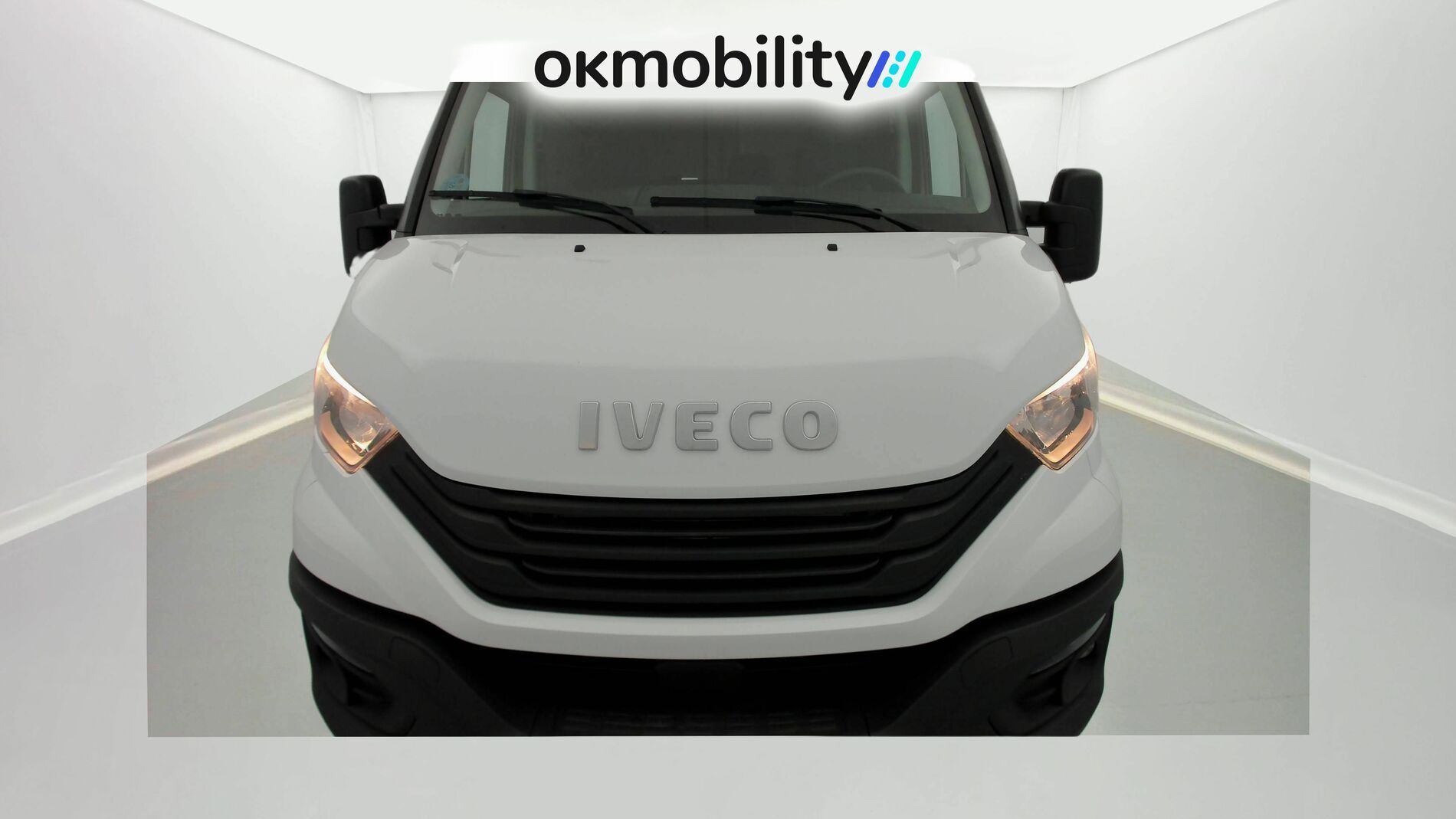 iveco daily camper camper 2.3 MJET 156CV HI MATIC 2022 blanco 4