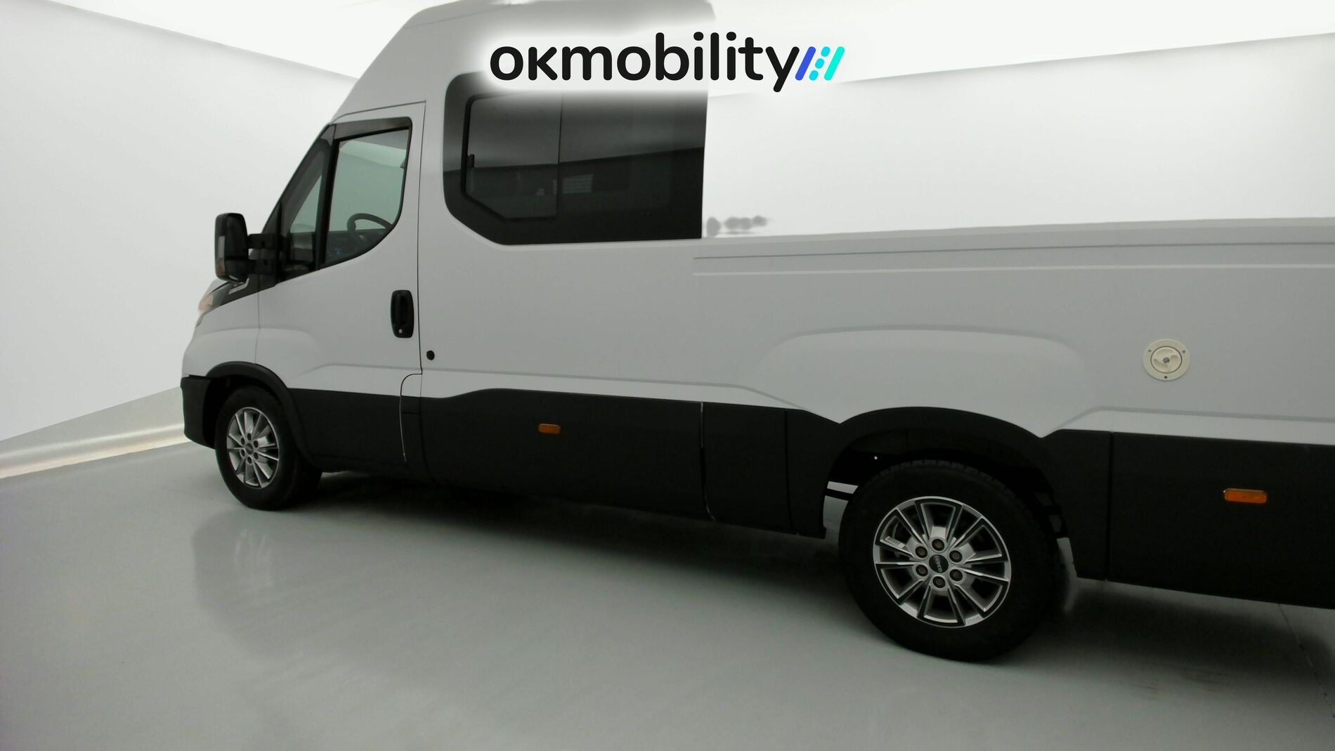 iveco daily camper camper 2.3 MJET 156CV HI MATIC 2022 blanco 8