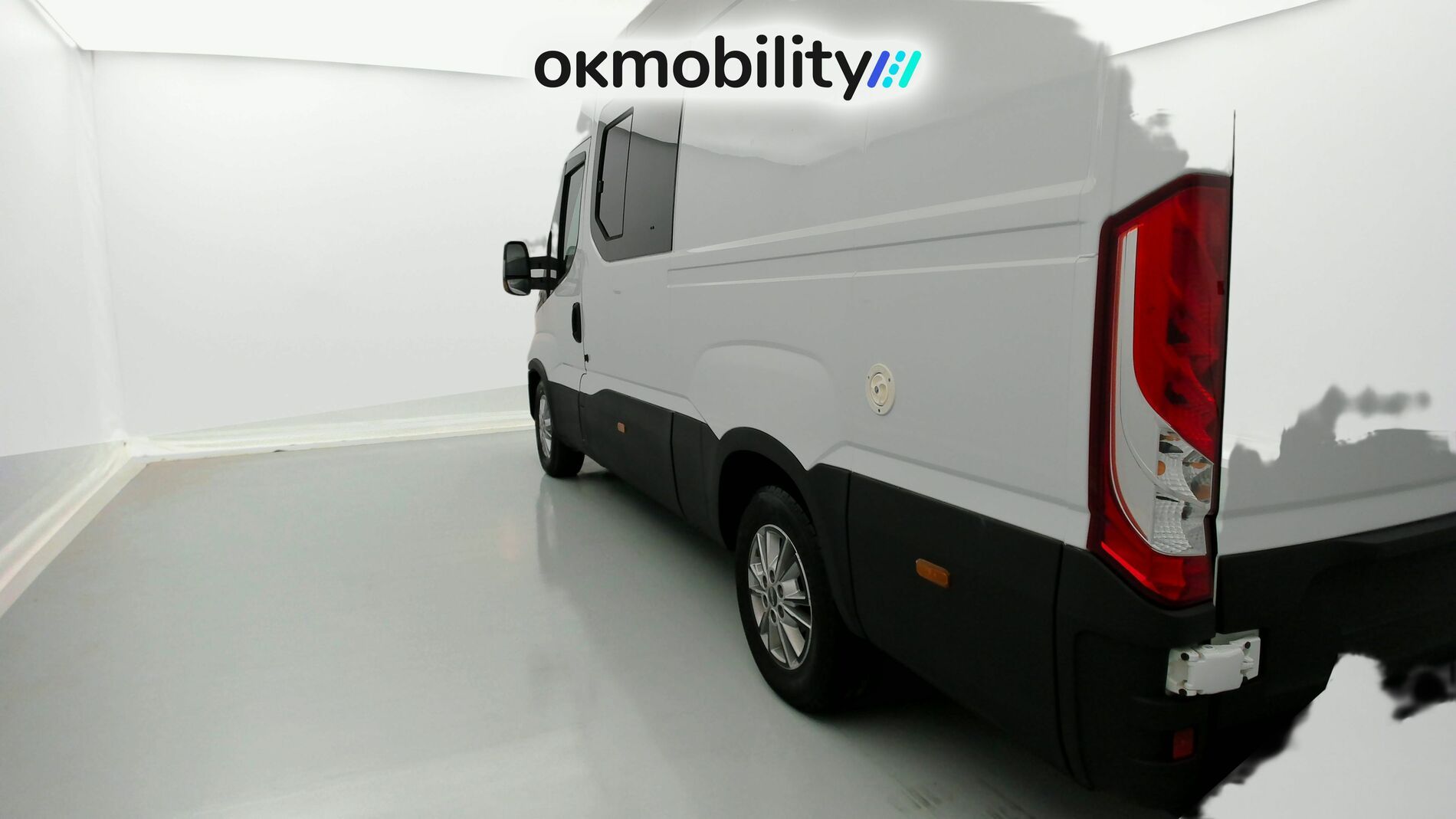 iveco daily camper camper 2.3 MJET 156CV HI MATIC 2022 blanco 9