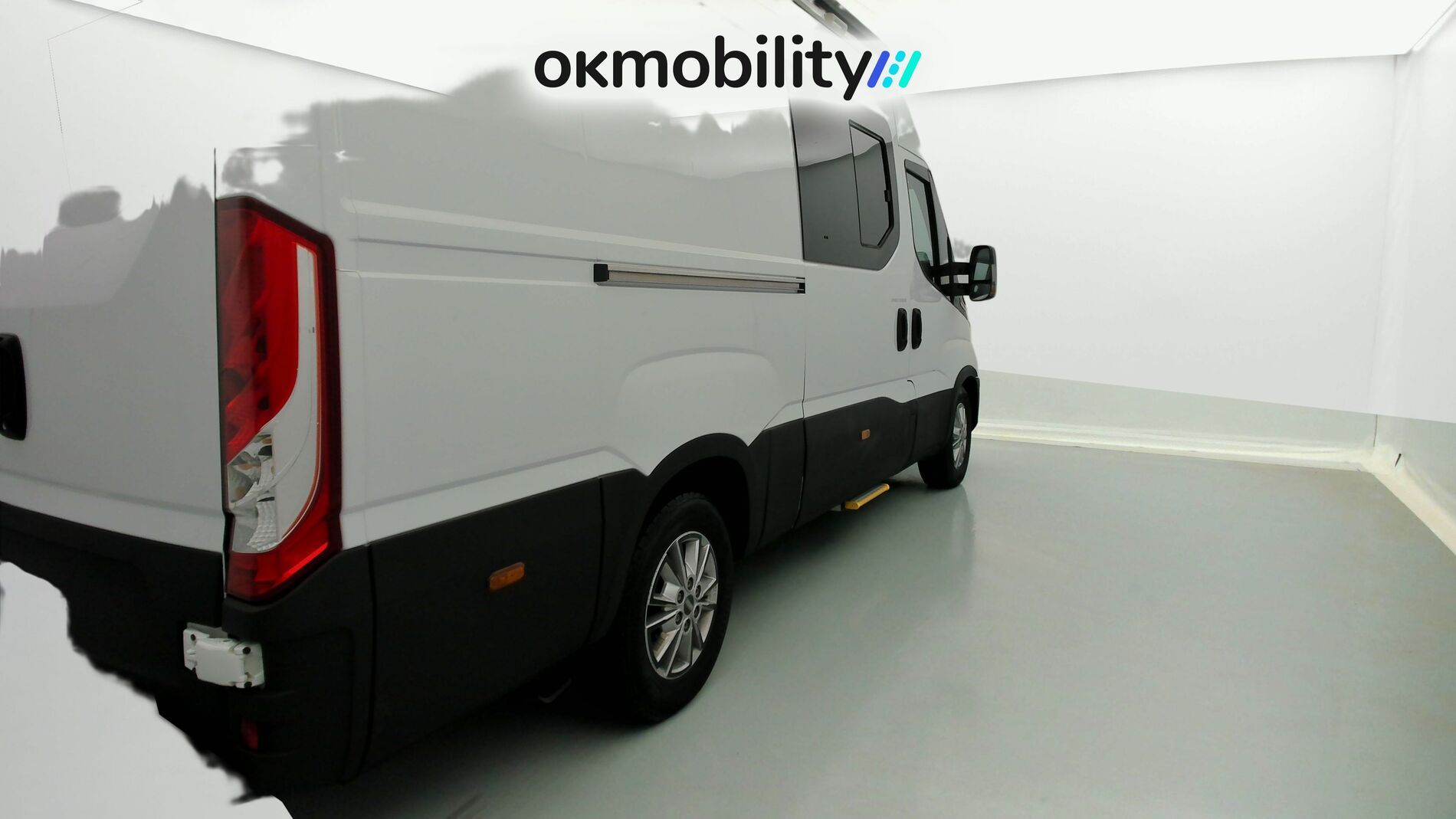 iveco daily camper camper 2.3 MJET 156CV HI MATIC 2022 blanco 11